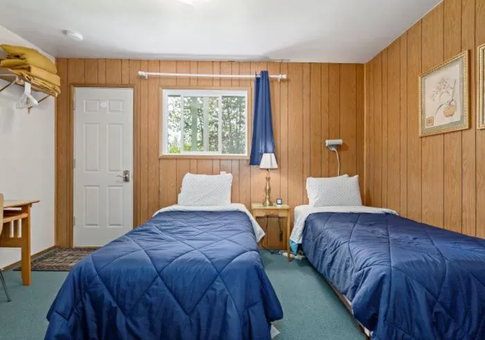 Bed in Talkeetna Inn