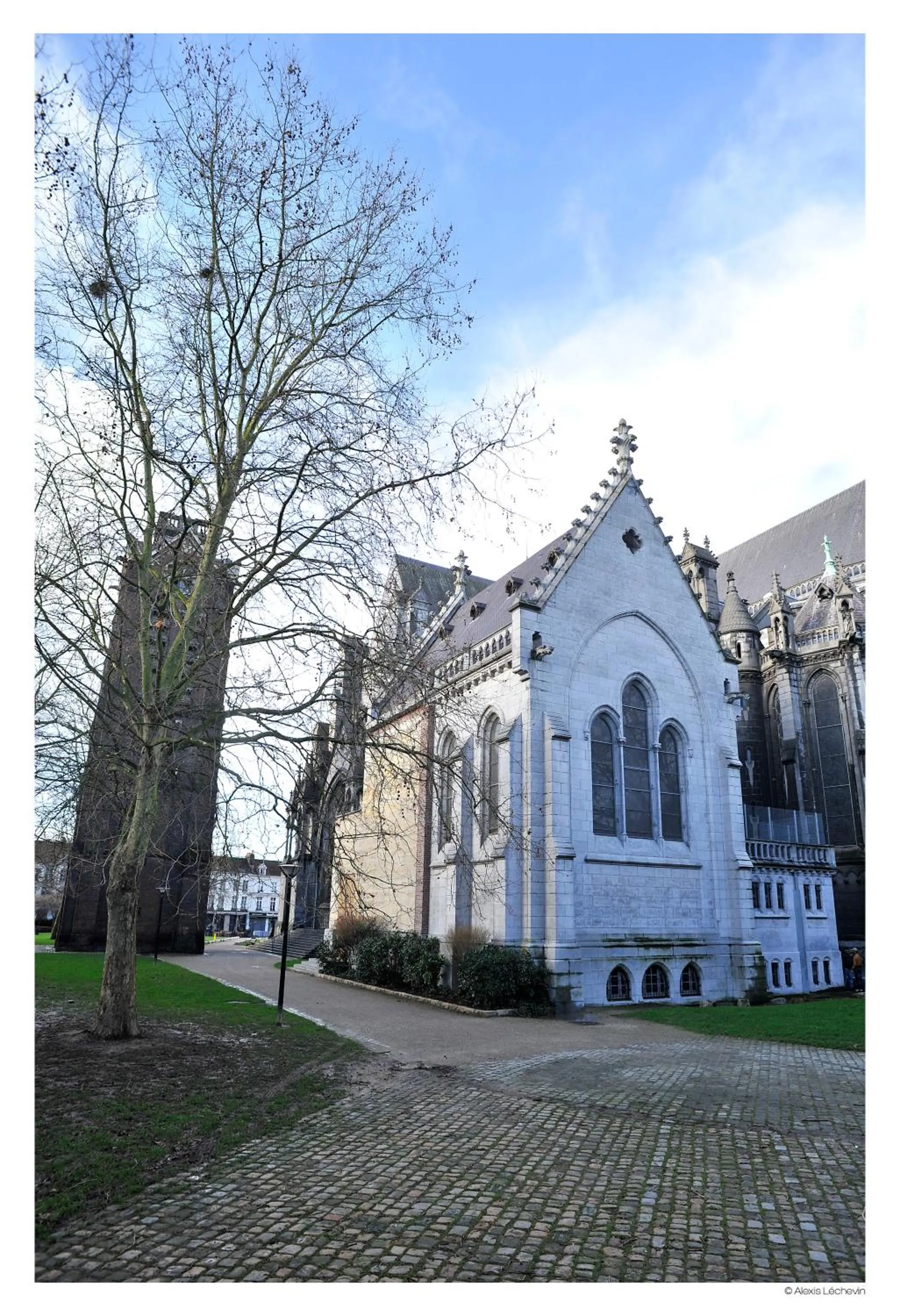 Nearby landmark in Hotel De La Treille