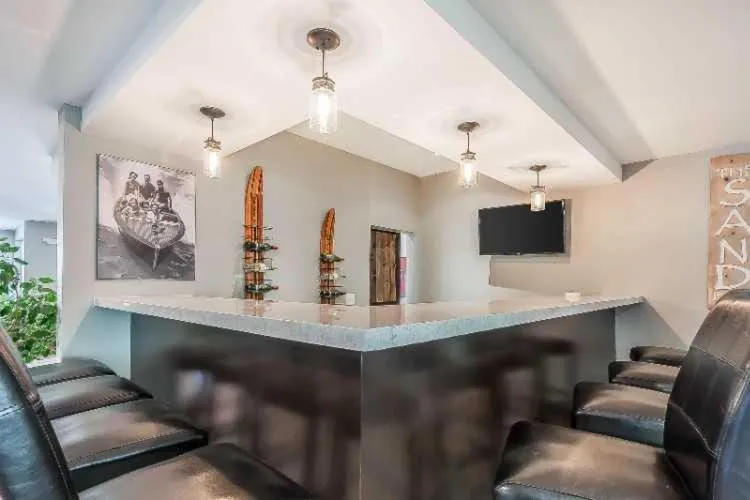 Lounge or bar in Lakes Inn at Dunvilla