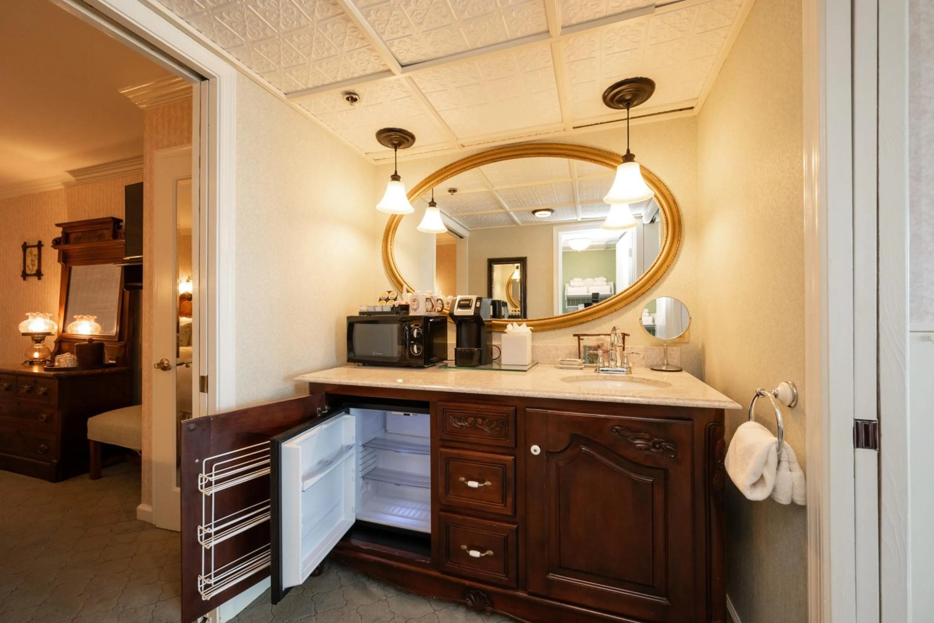 Area and facilities, Bed in Boardwalk Plaza Hotel