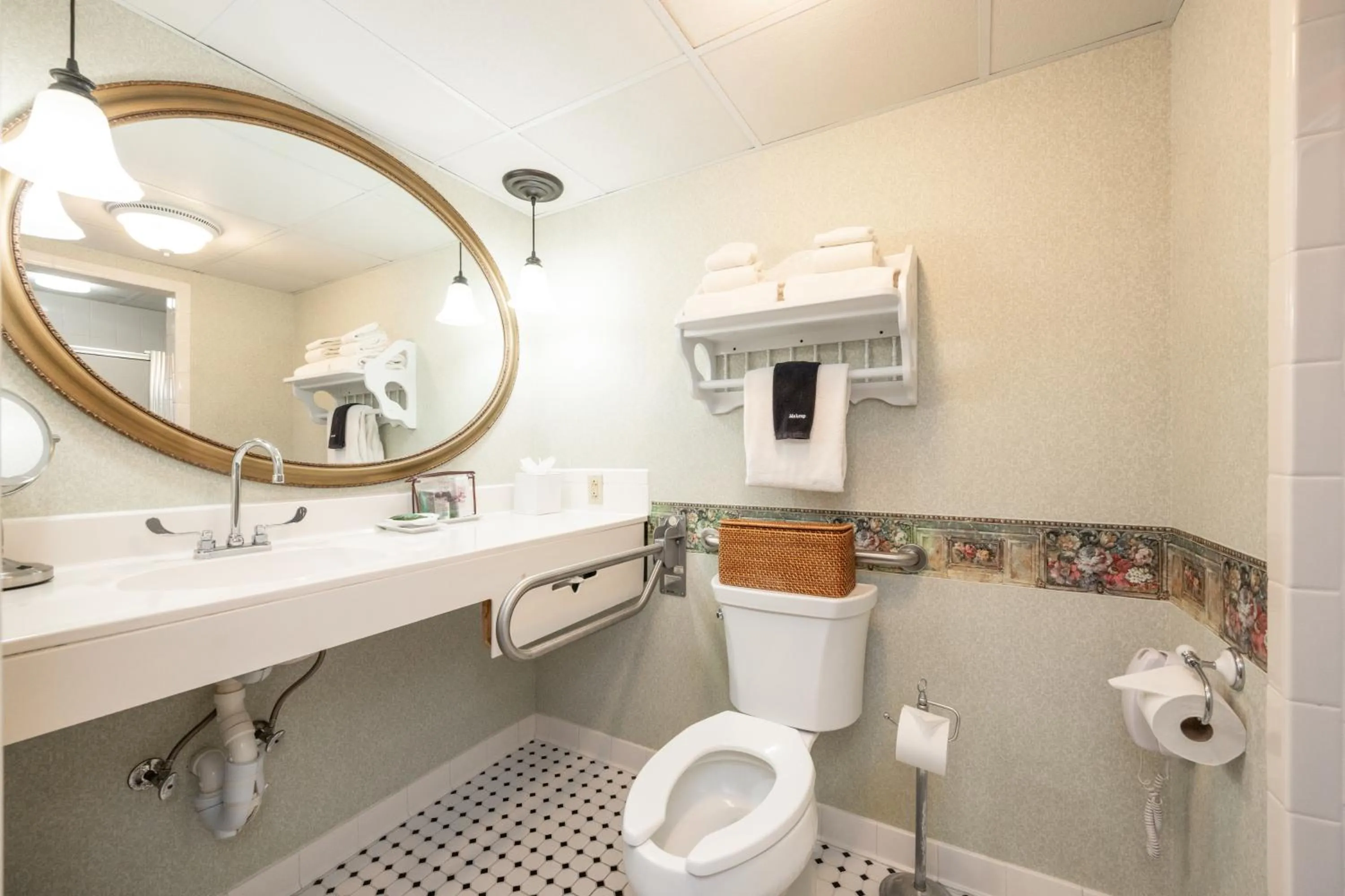Bathroom in Boardwalk Plaza Hotel