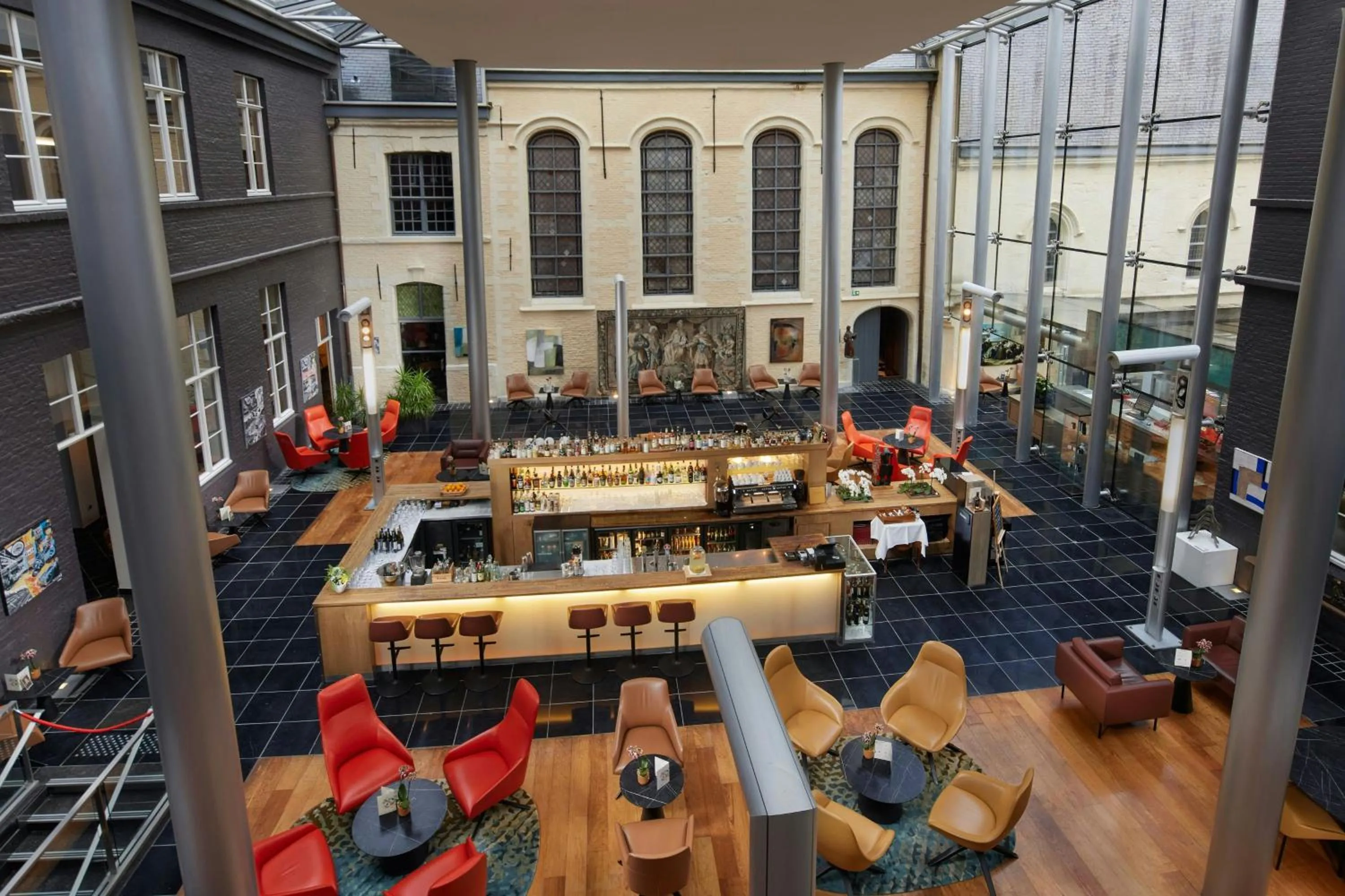 Lounge or bar in L'Hermitage Gantois, Autograph Collection