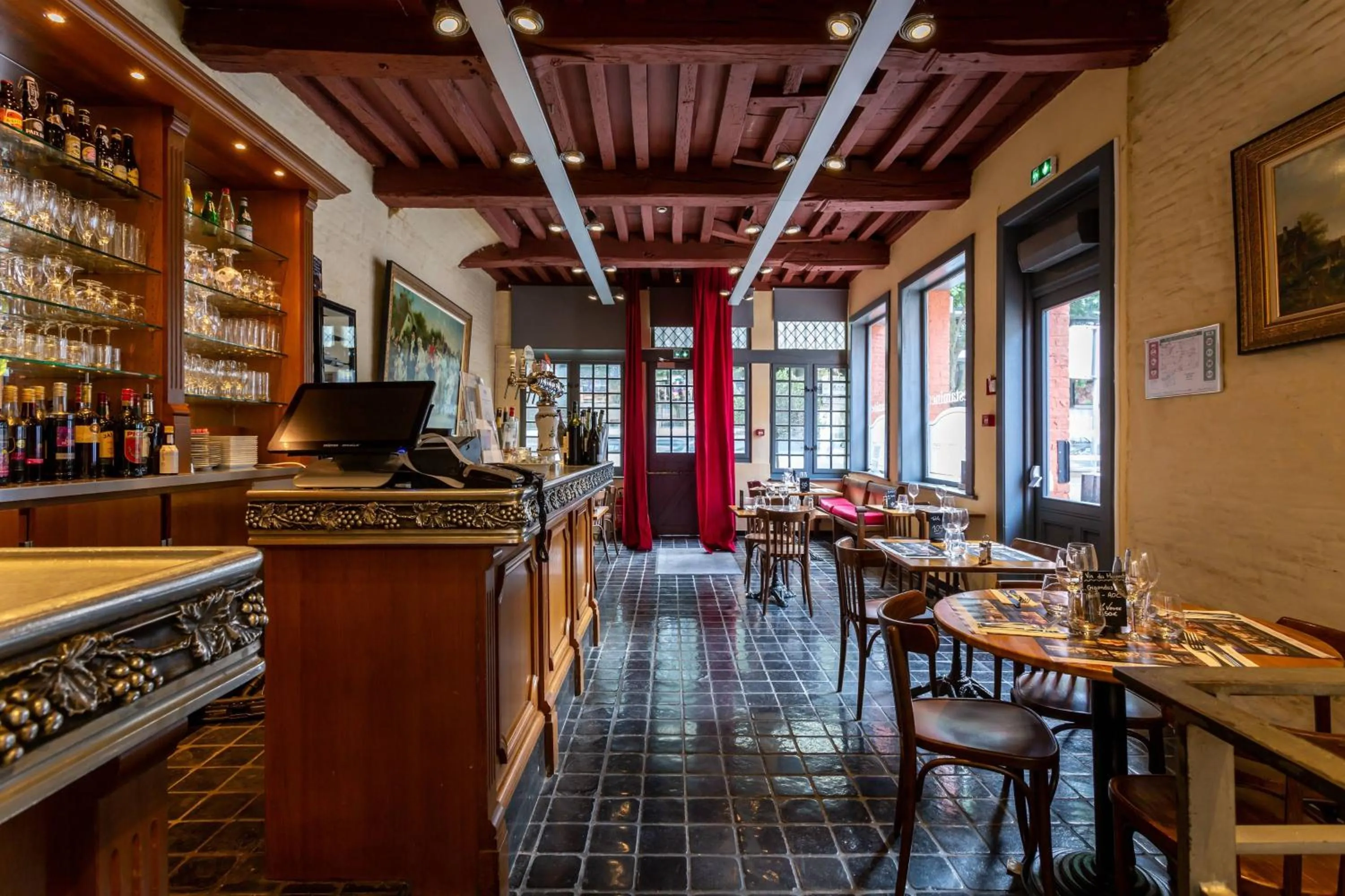 Restaurant/places to eat in L'Hermitage Gantois, Autograph Collection