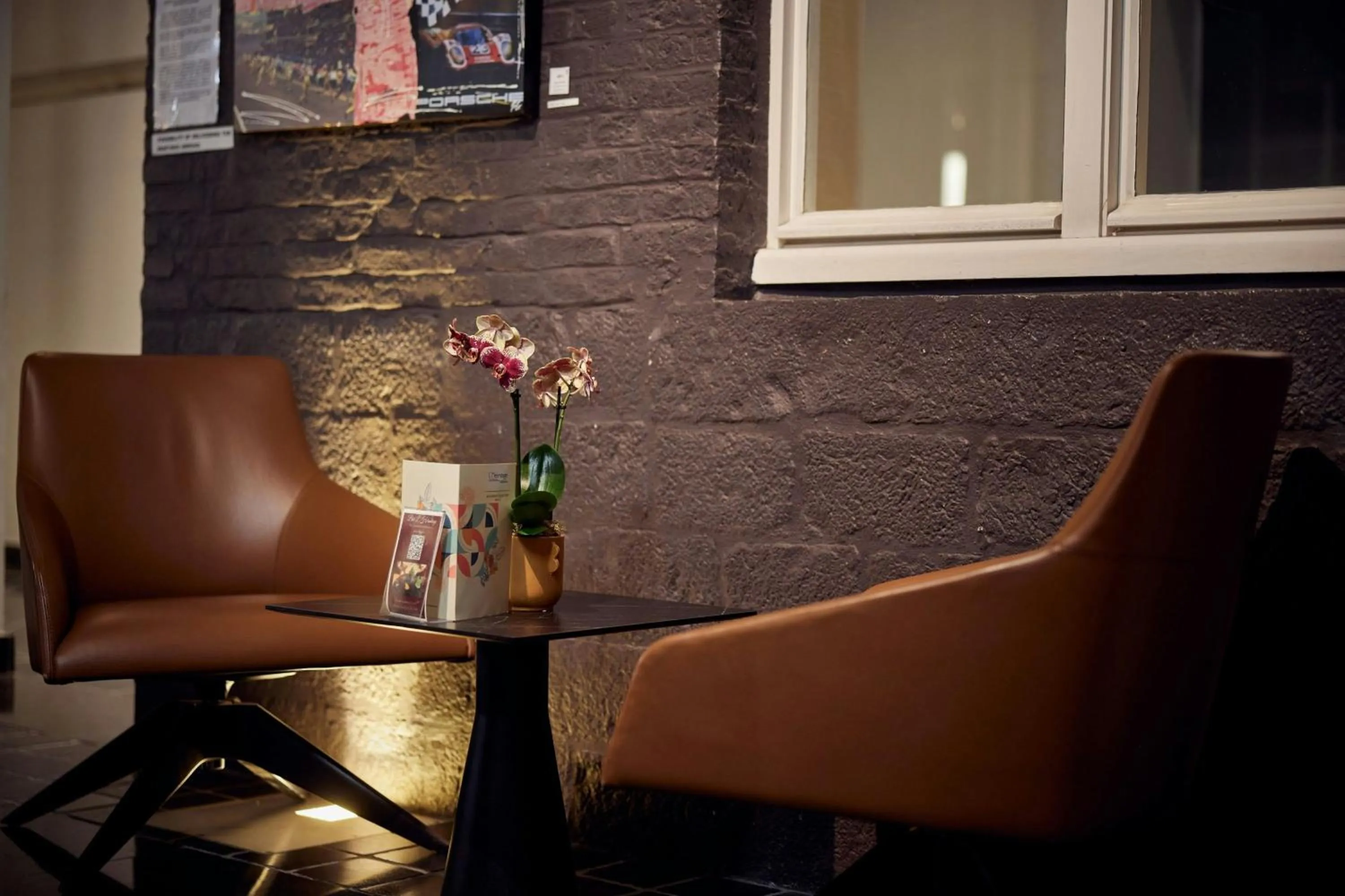 Lounge or bar in L'Hermitage Gantois, Autograph Collection