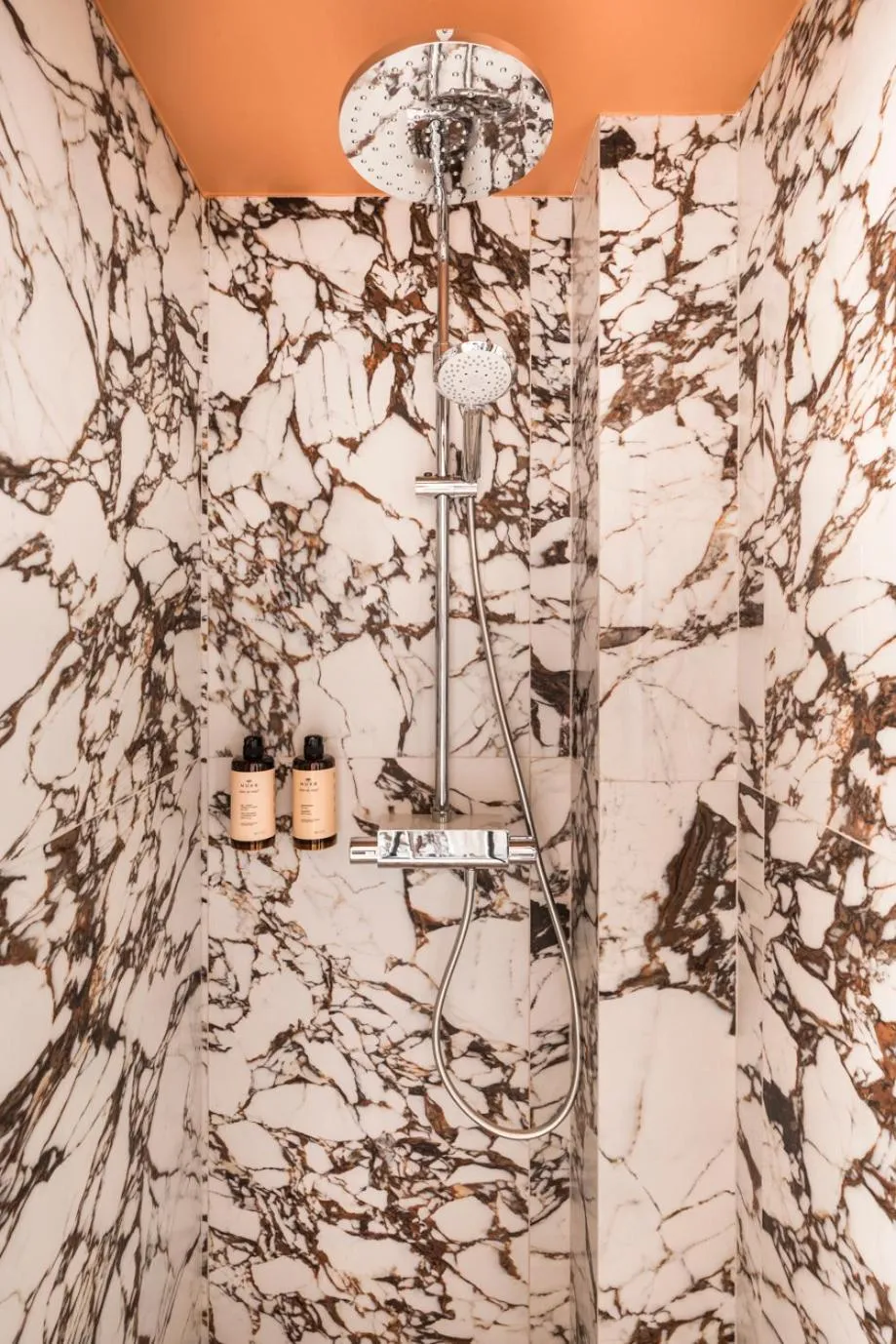 Bathroom in Hôtel Chamar