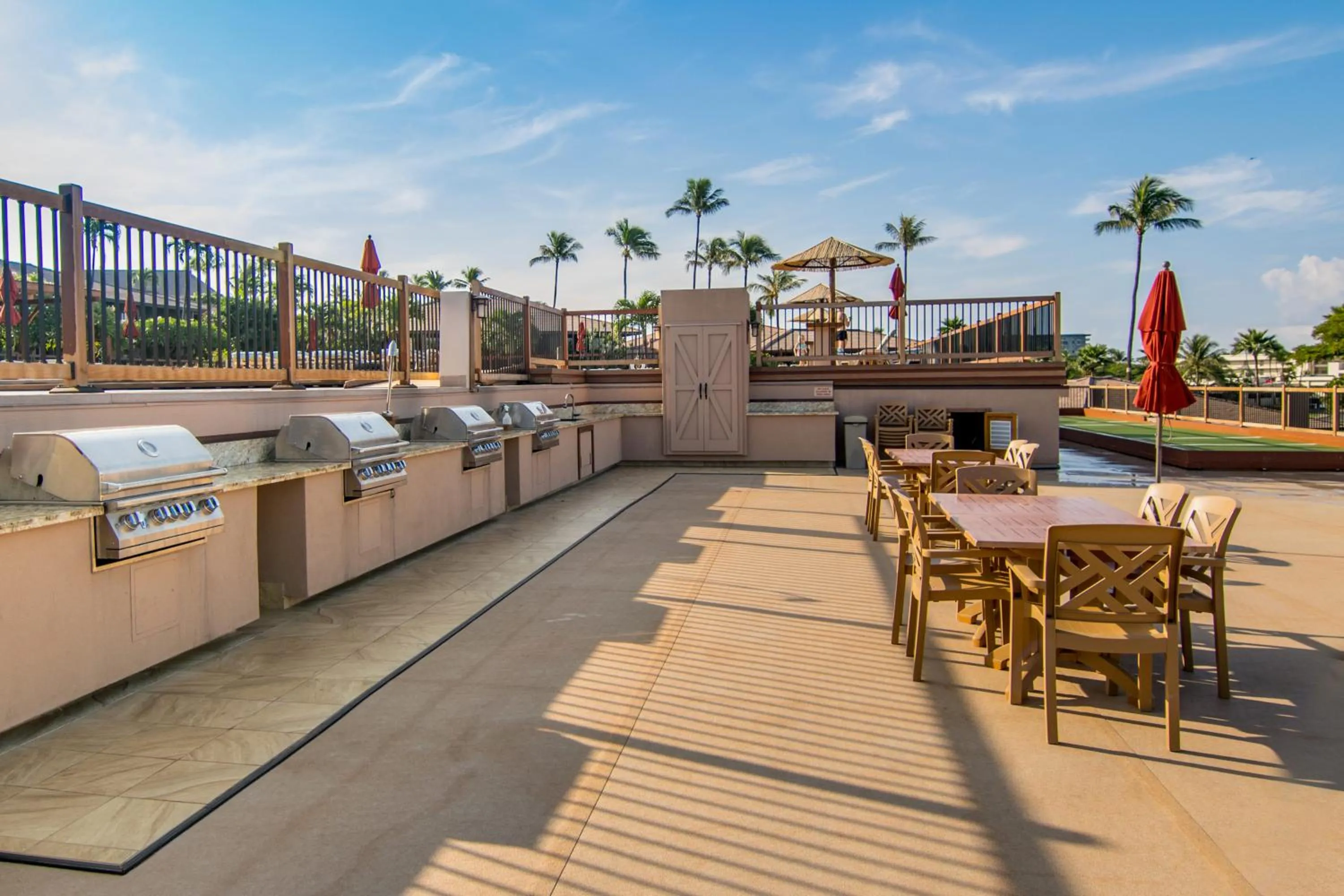 BBQ facilities in Kaanapali Maui at the Eldorado by OUTRIGGER