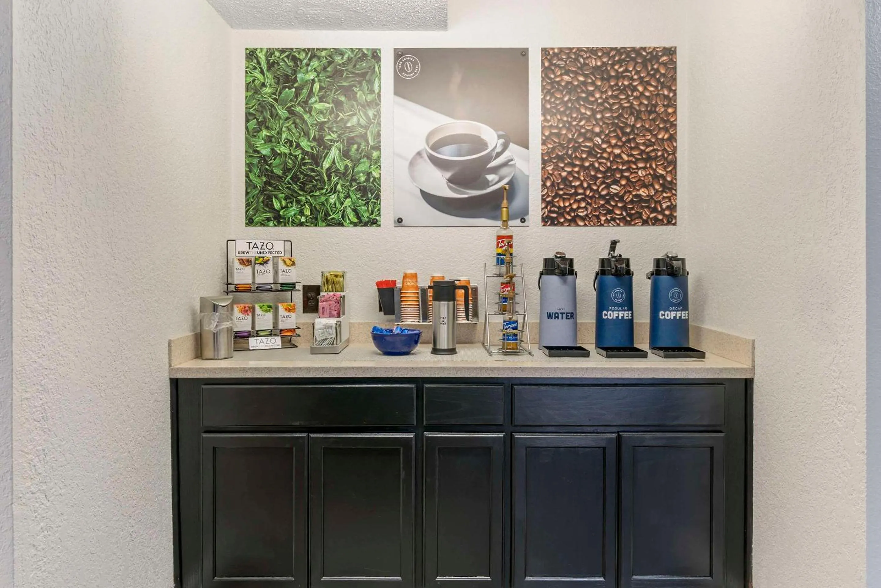 Breakfast in Clarion Pointe