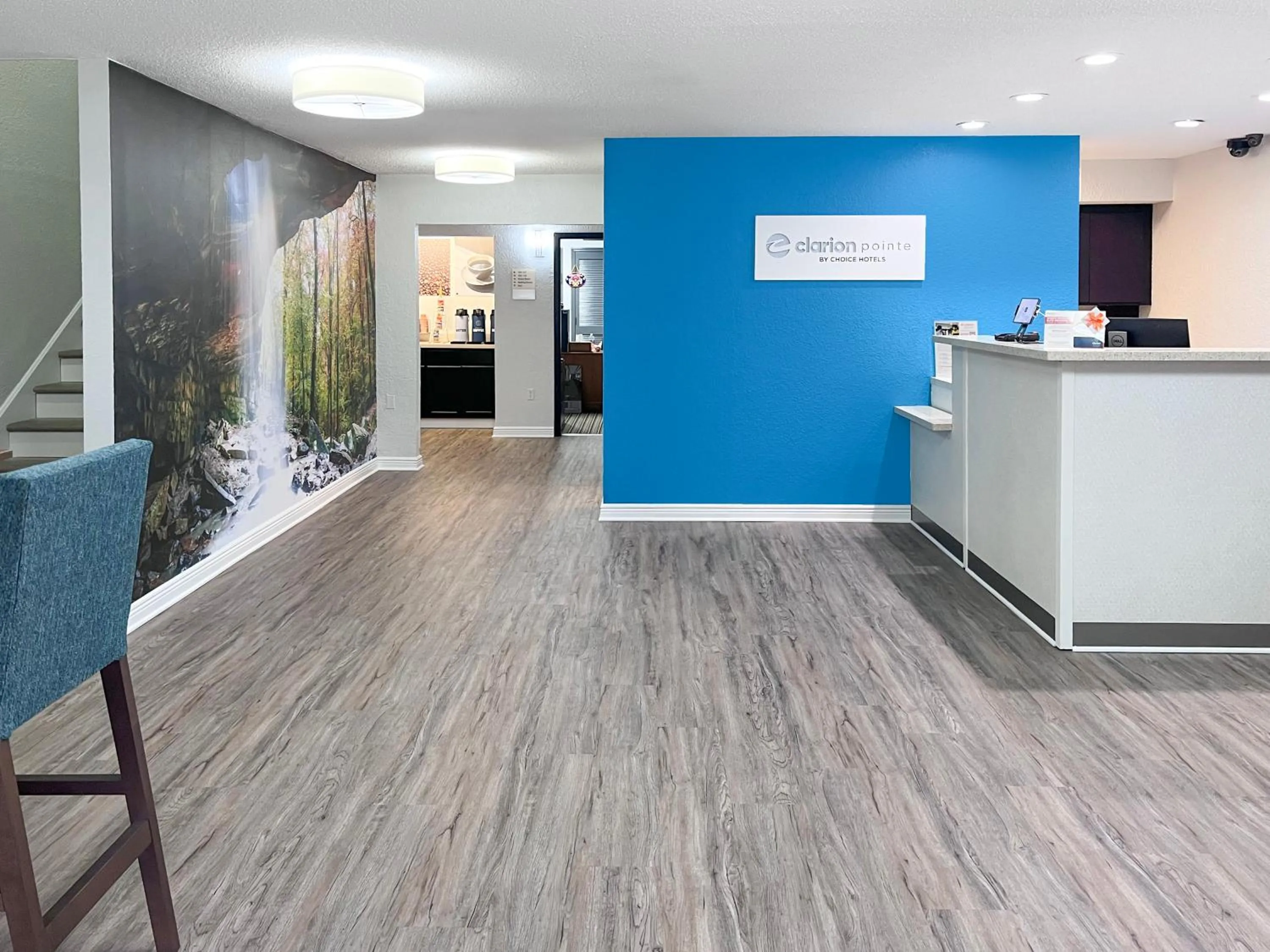 Lobby or reception in Clarion Pointe
