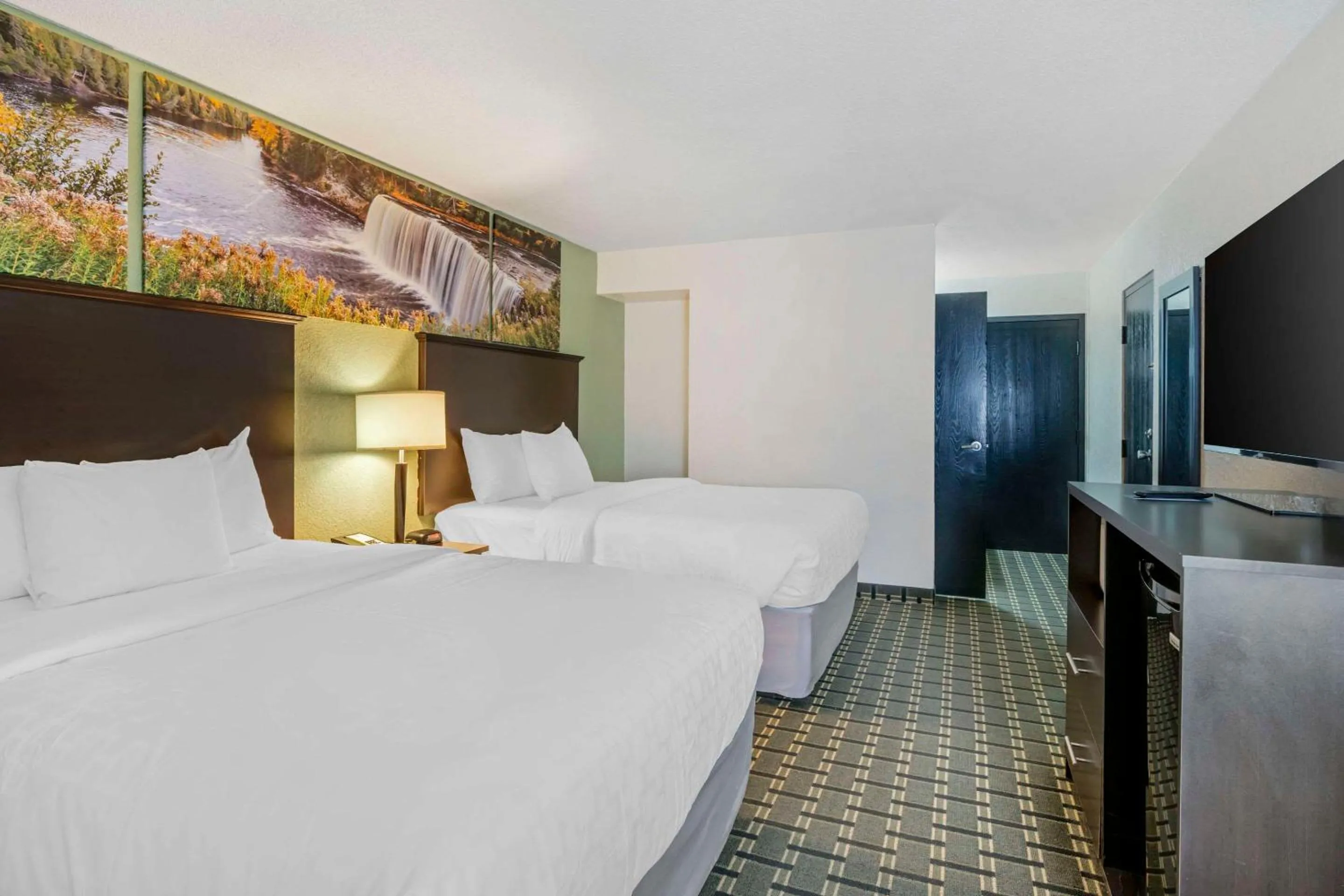 Bedroom, Bed in Clarion Pointe