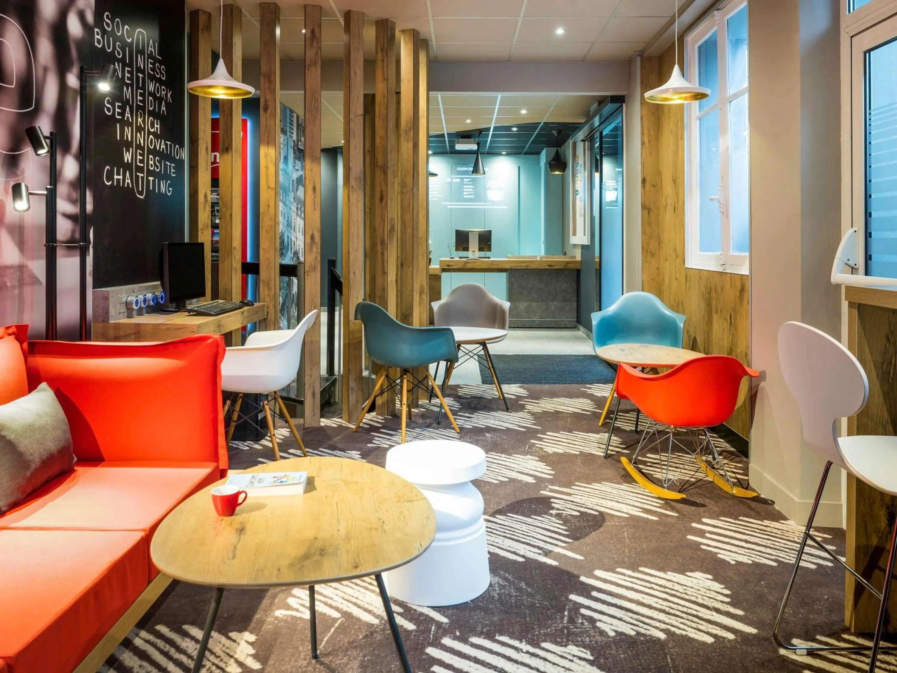 Property building in ibis Clichy Centre Mairie