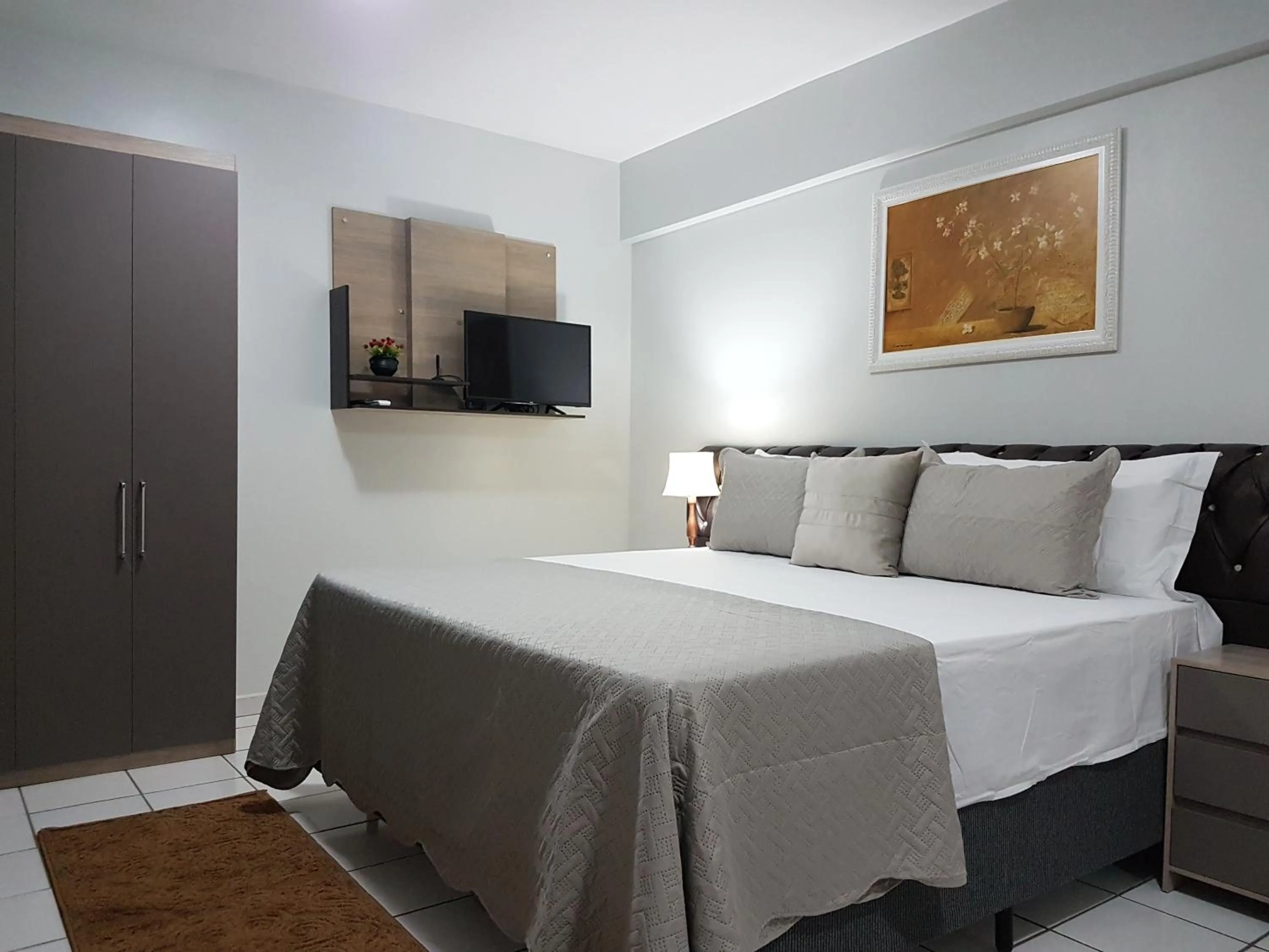 Bed in B & A Suites Inn Hotel - Quarto Luxo Diamond