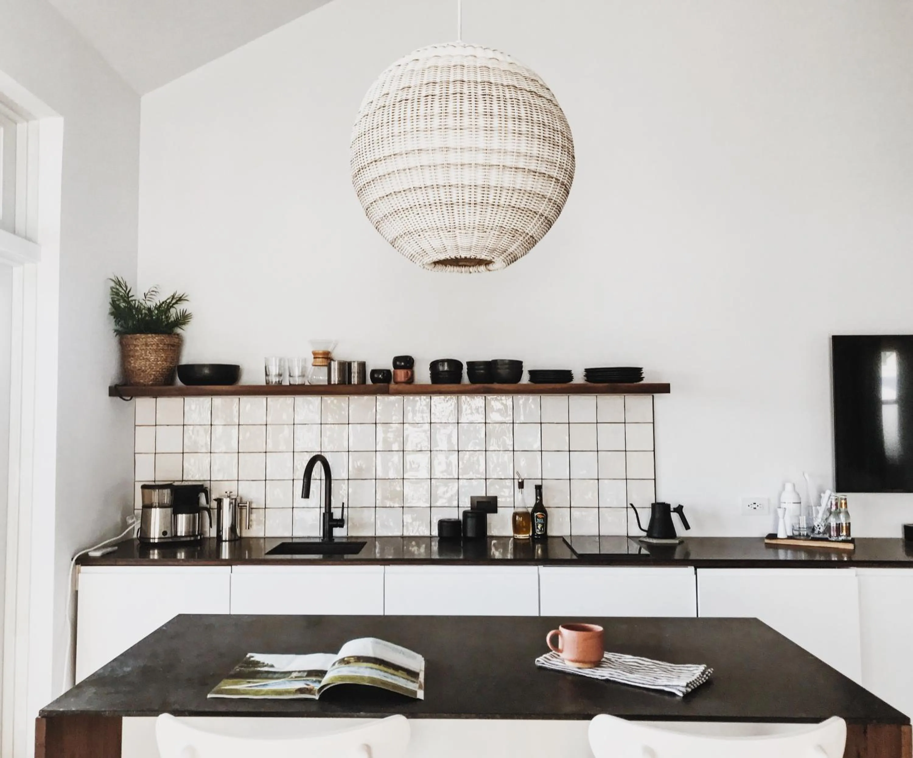 Kitchen or kitchenette in Lokal Hotel Cape May