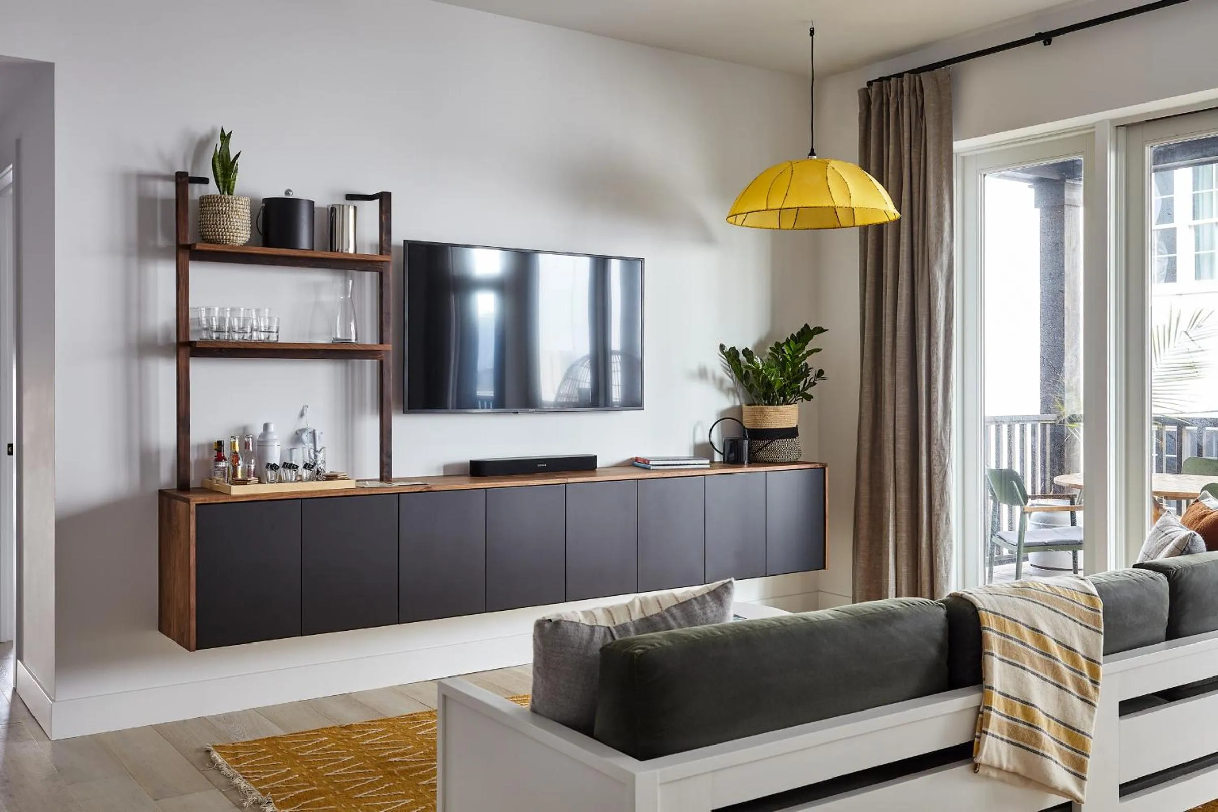 TV and multimedia in Lokal Hotel Cape May