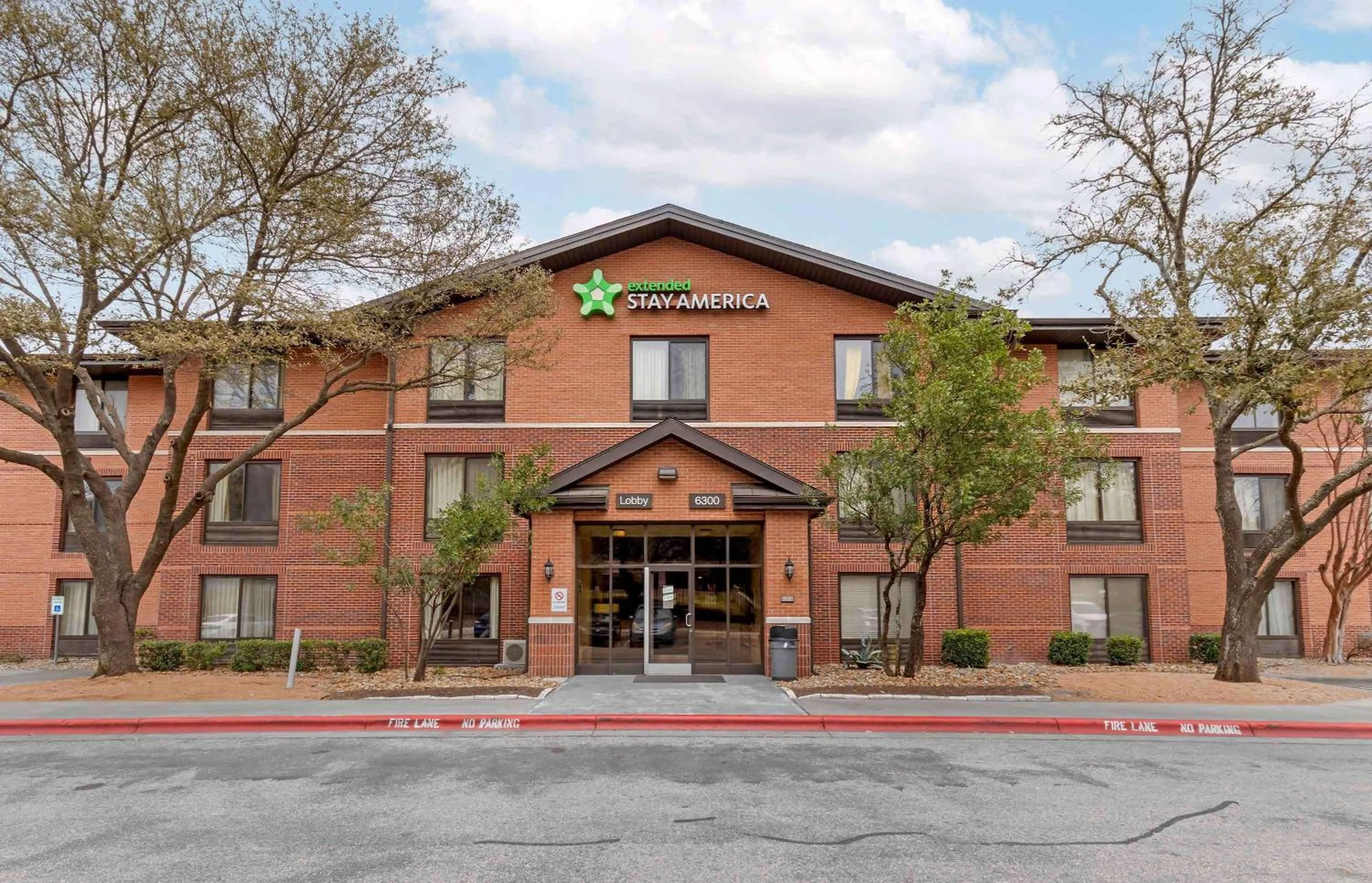 Property building in Extended Stay America Suites - Austin - Metro