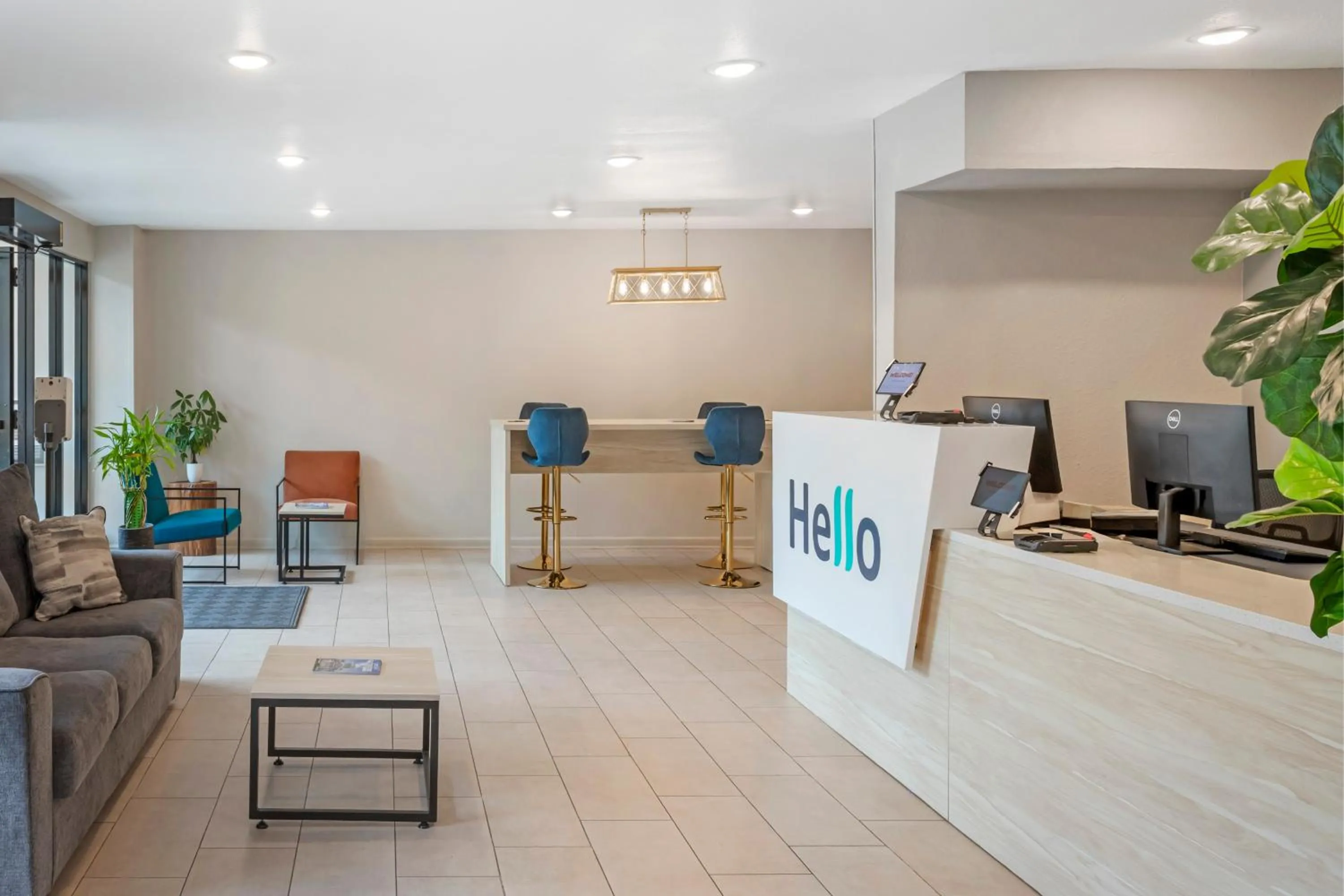 Living room in MainStay Suites Little Rock West Near Medical Centers