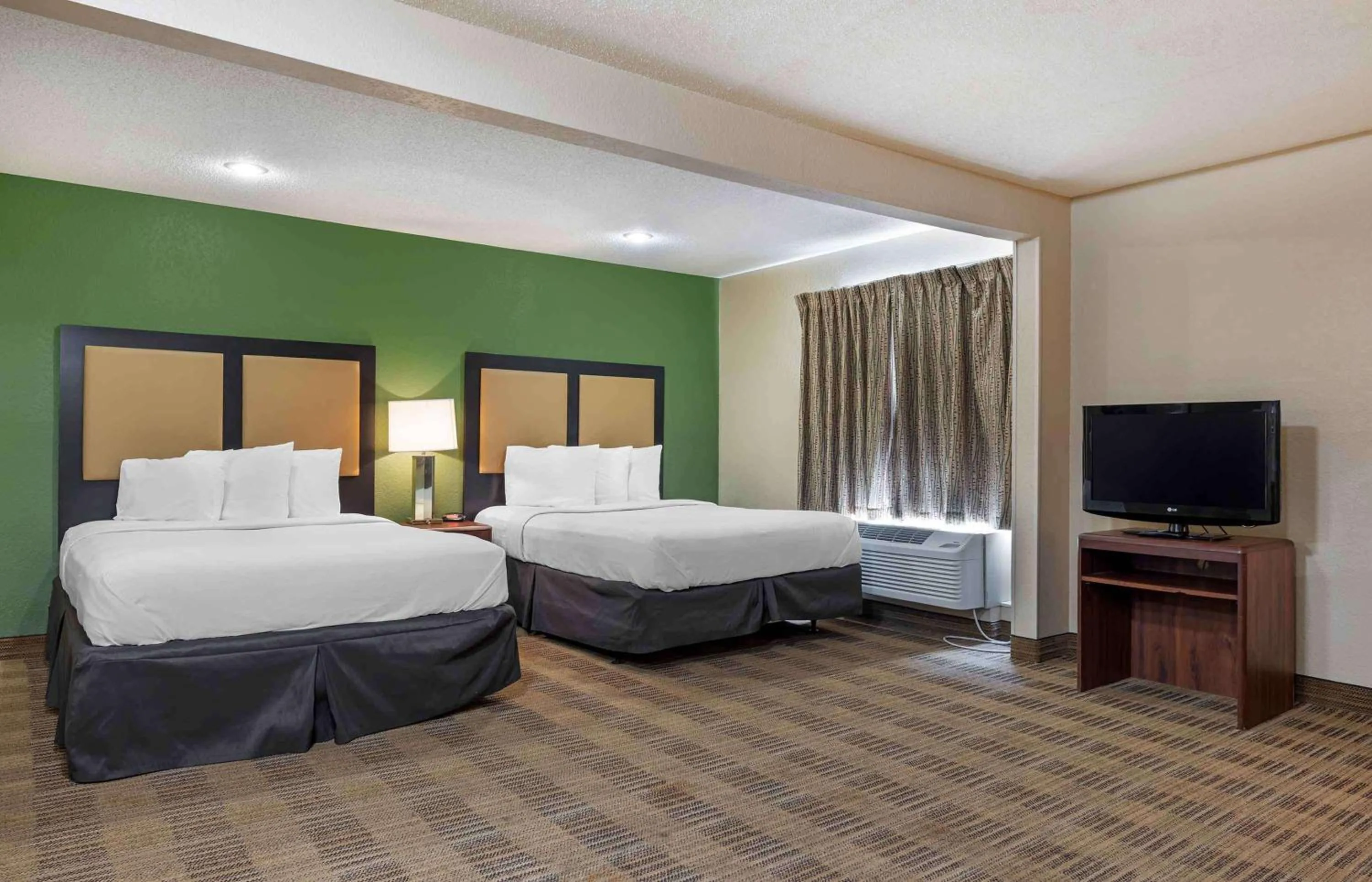 Bedroom, Bed in Extended Stay America Suites - Houston - Med Ctr - NRG Park - Kirby