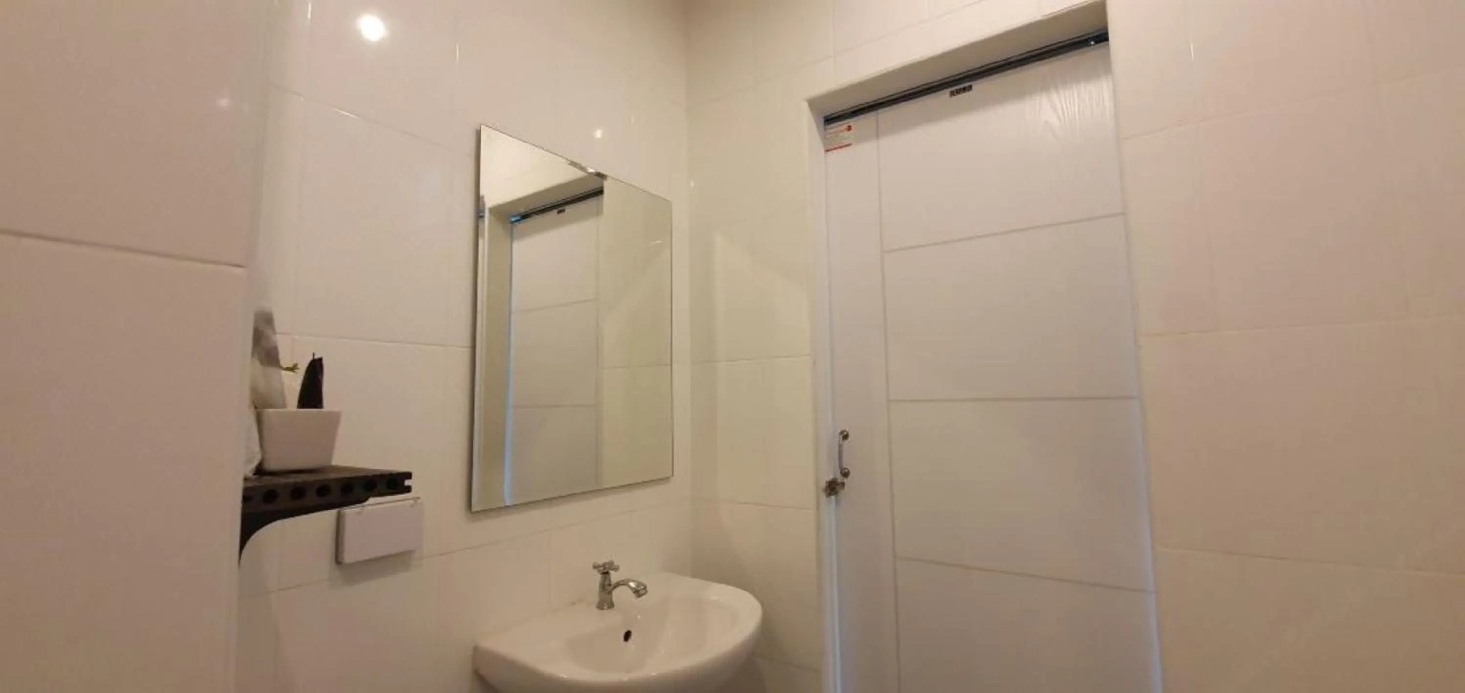 Bathroom in Big Buddha Hillside Hotel