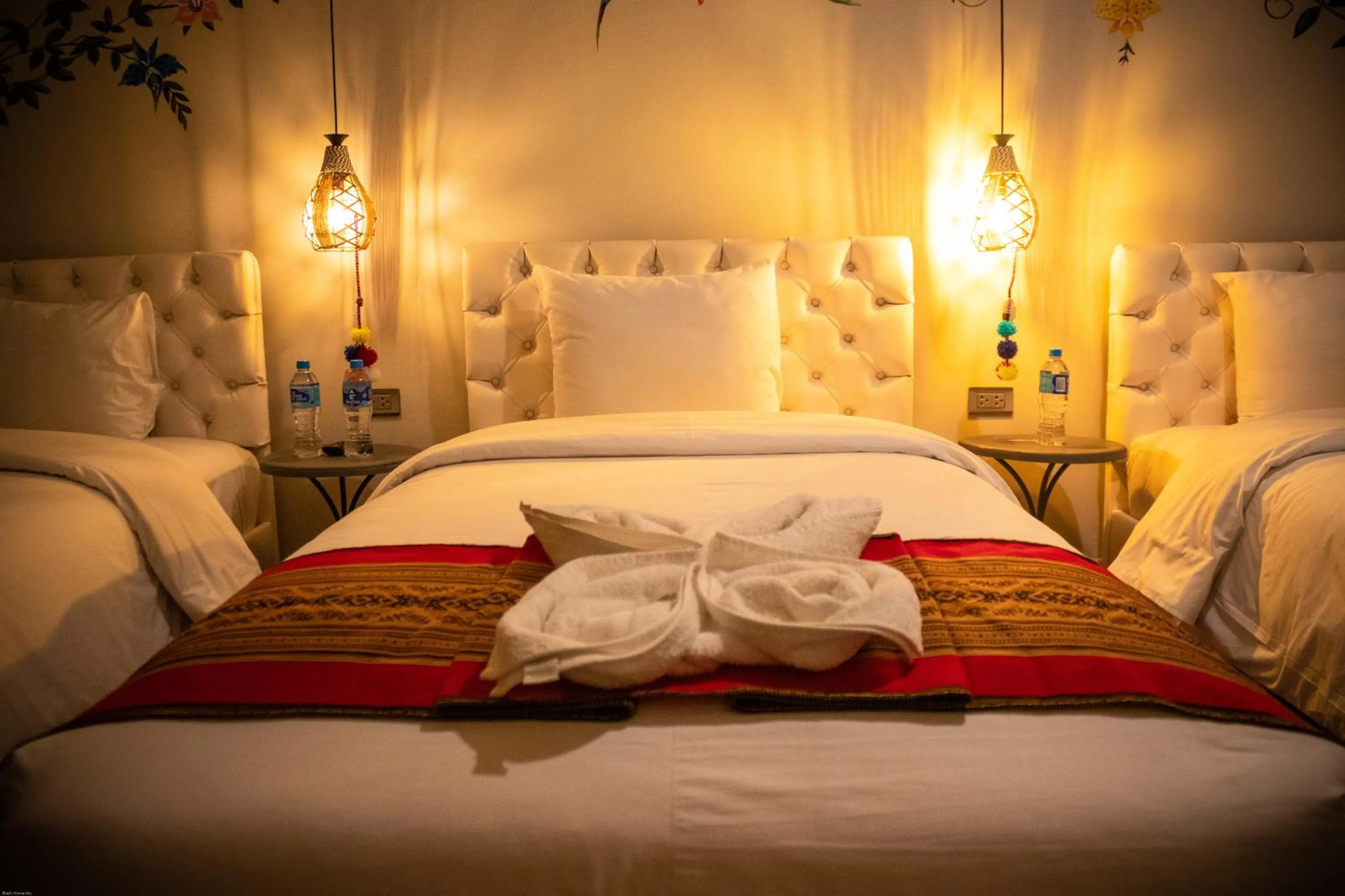 Bed in Home Garden Hotel