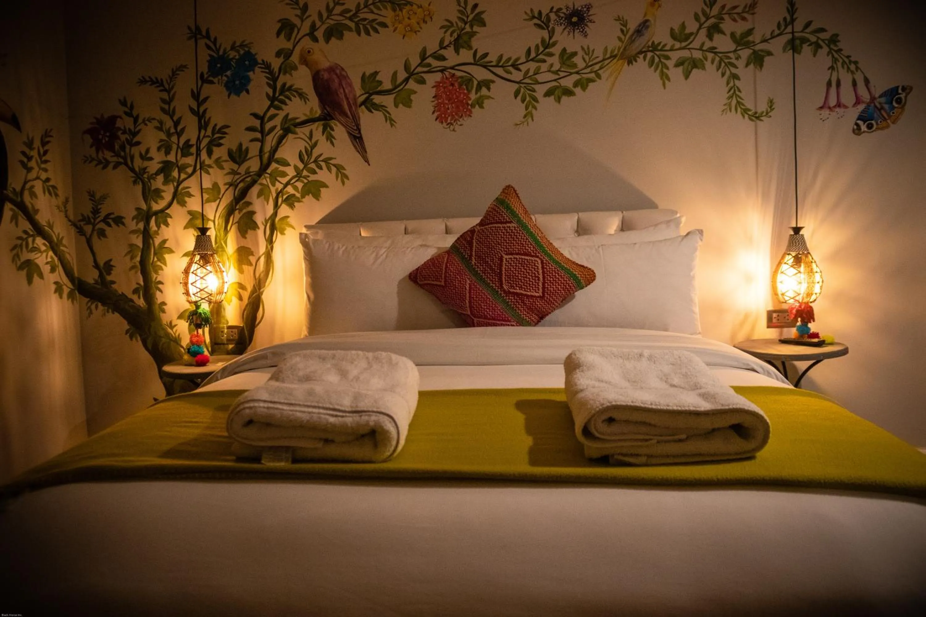 Bed in Home Garden Hotel