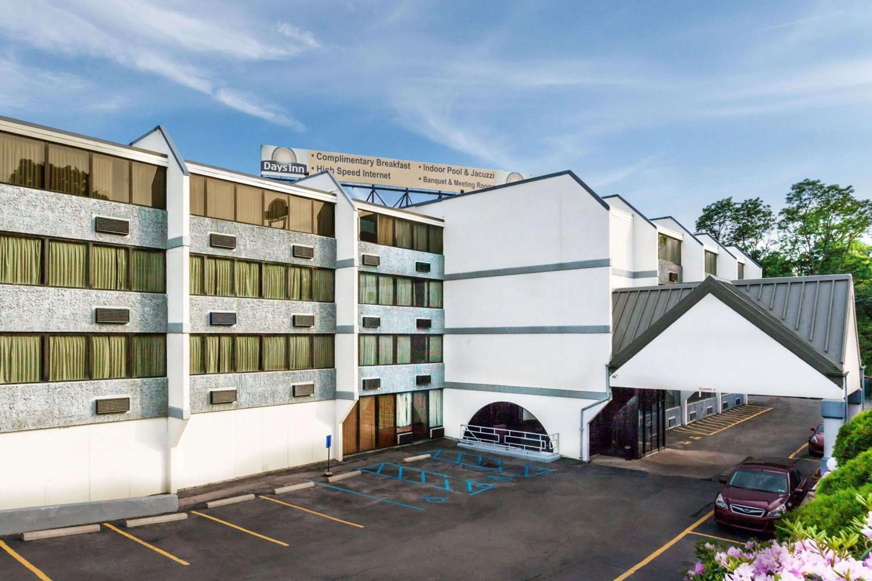 Property building in Days Inn by Wyndham Scranton PA