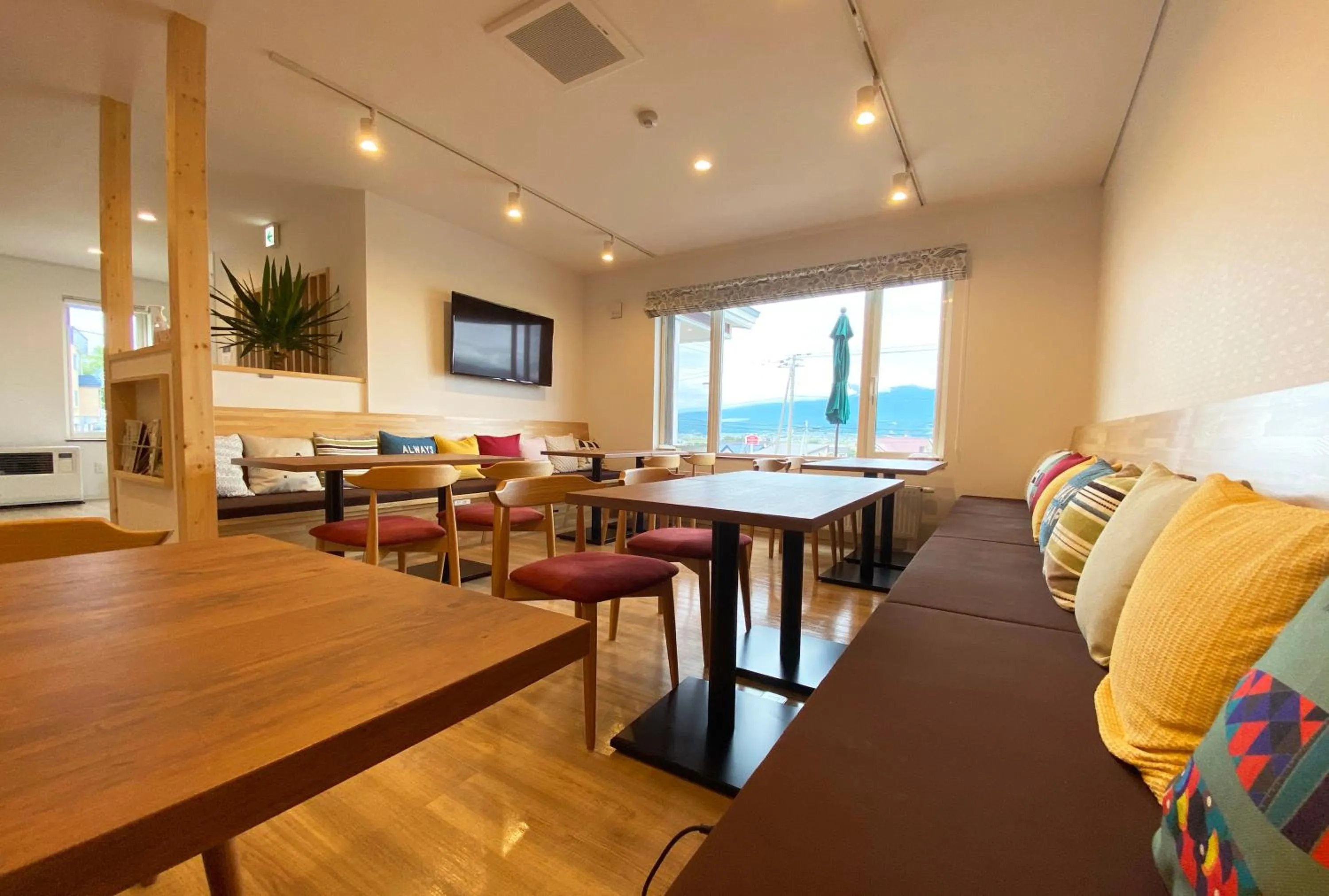 Restaurant/places to eat in Hotel Hanafuji Inn