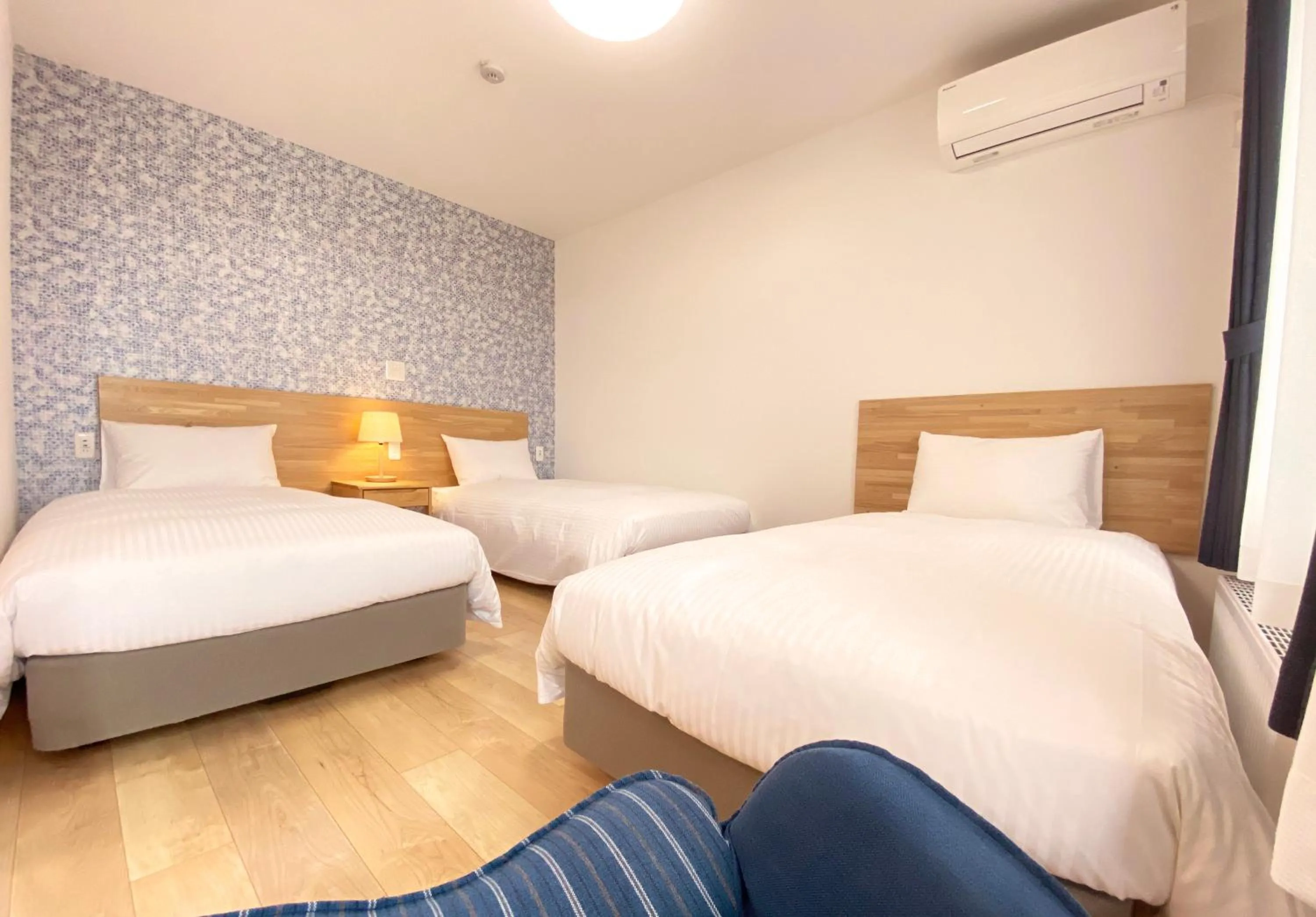 Photo of the whole room, Bed in Hotel Hanafuji Inn