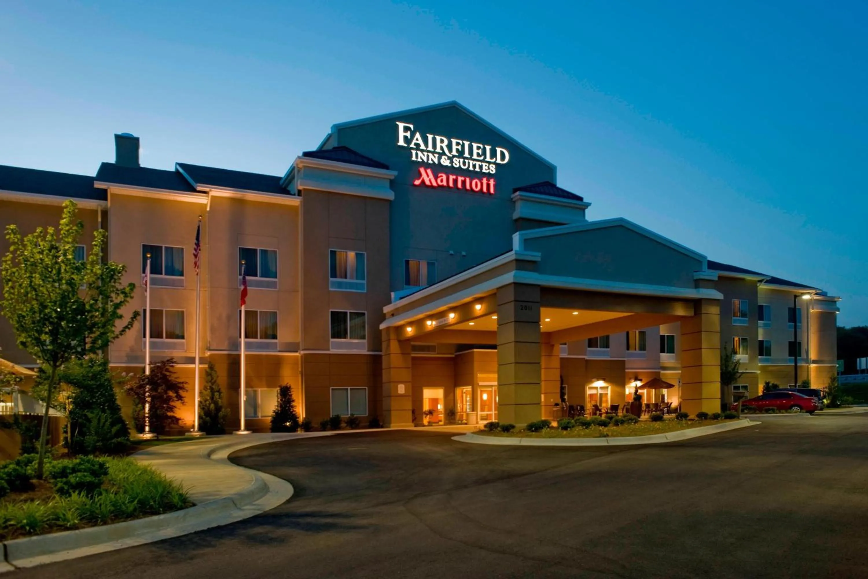 Property building in Fairfield Inn & Suites Columbus