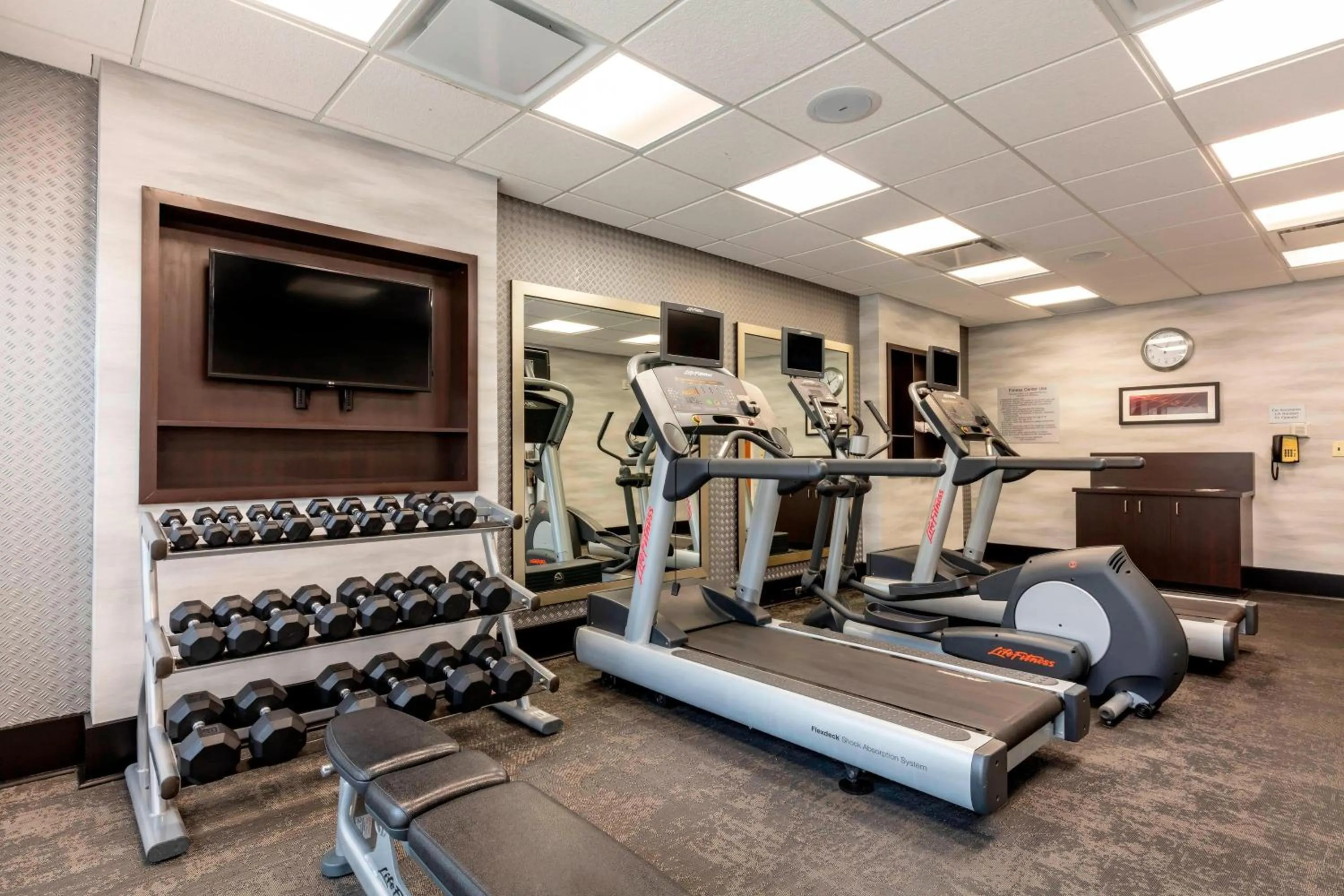 Fitness centre/facilities in Fairfield Inn & Suites Columbus