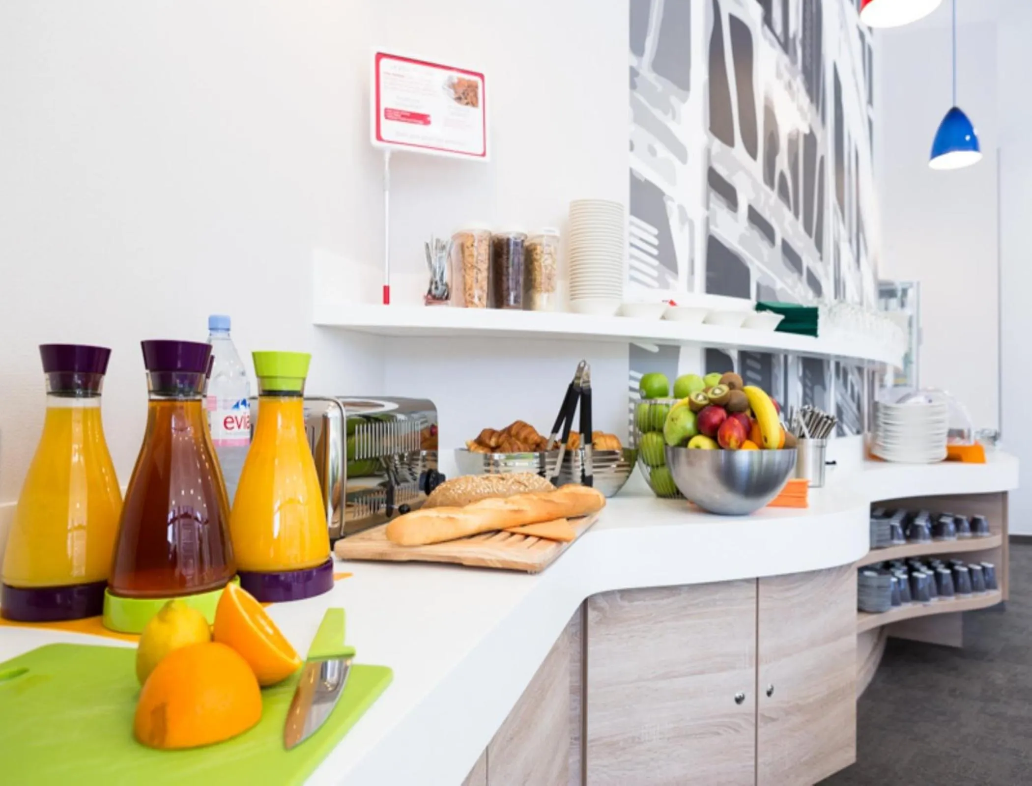 Restaurant/places to eat in ibis Styles Strasbourg Centre Petite France