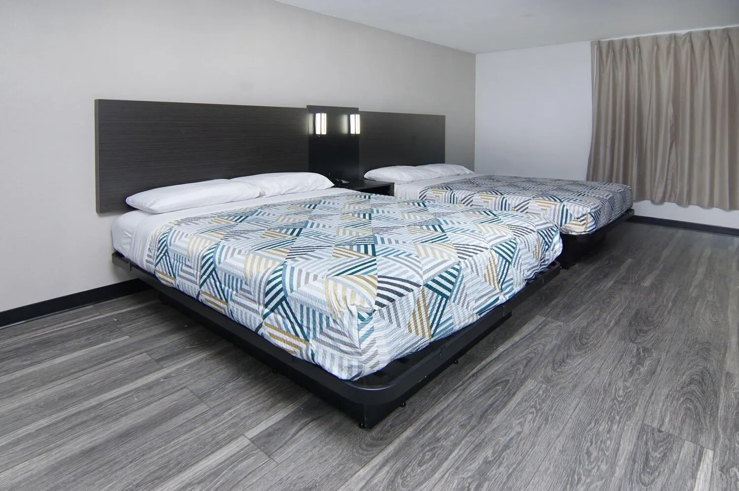 Bedroom, Bed in Motel 6-Fort Worth, TX - Downtown East