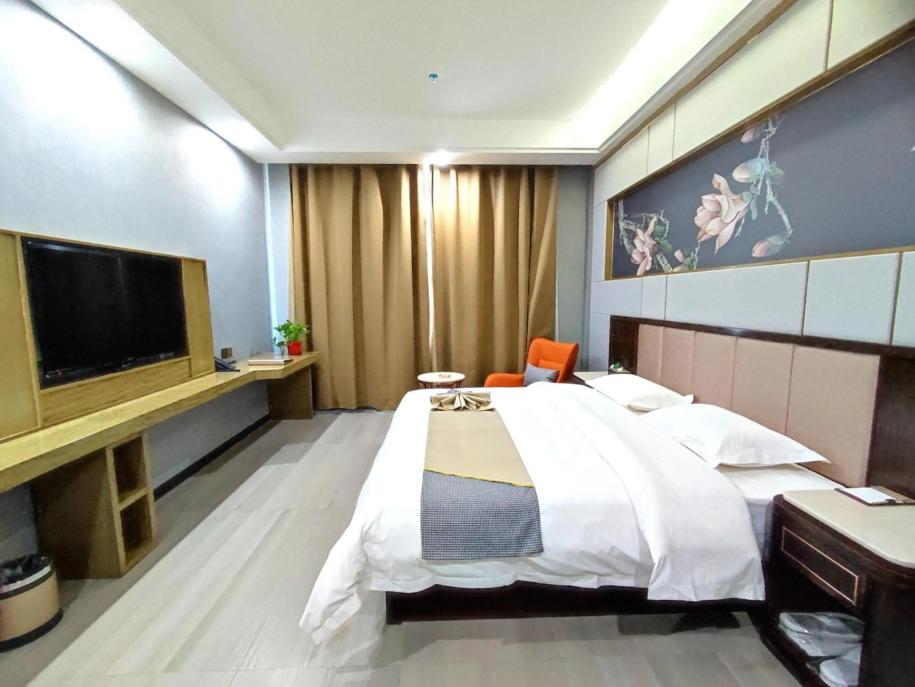 Photo of the whole room, Bed in Zhangye KAI RUI Hotel