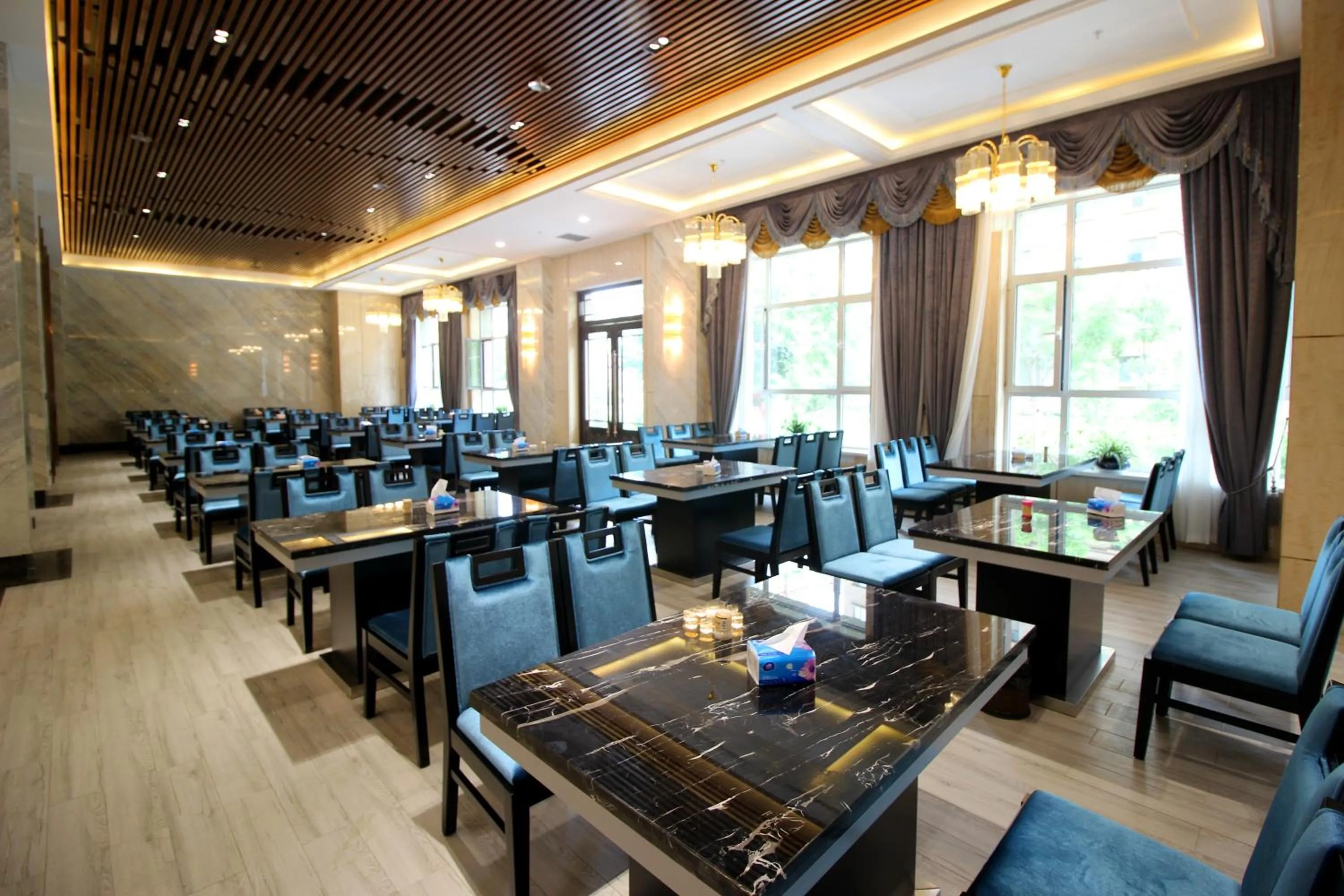 Restaurant/places to eat in Zhangye KAI RUI Hotel