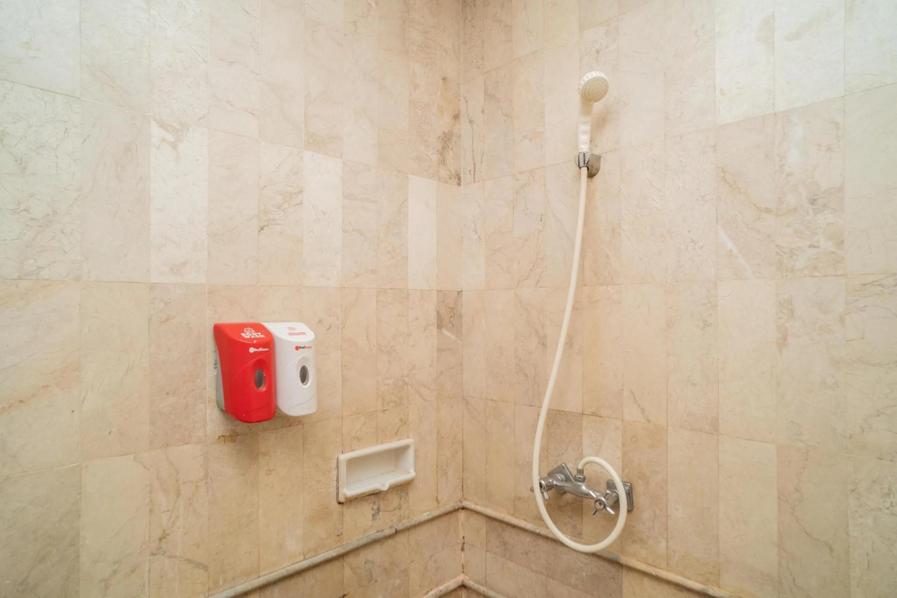 RedDoorz Plus near UIN Banjarmasin