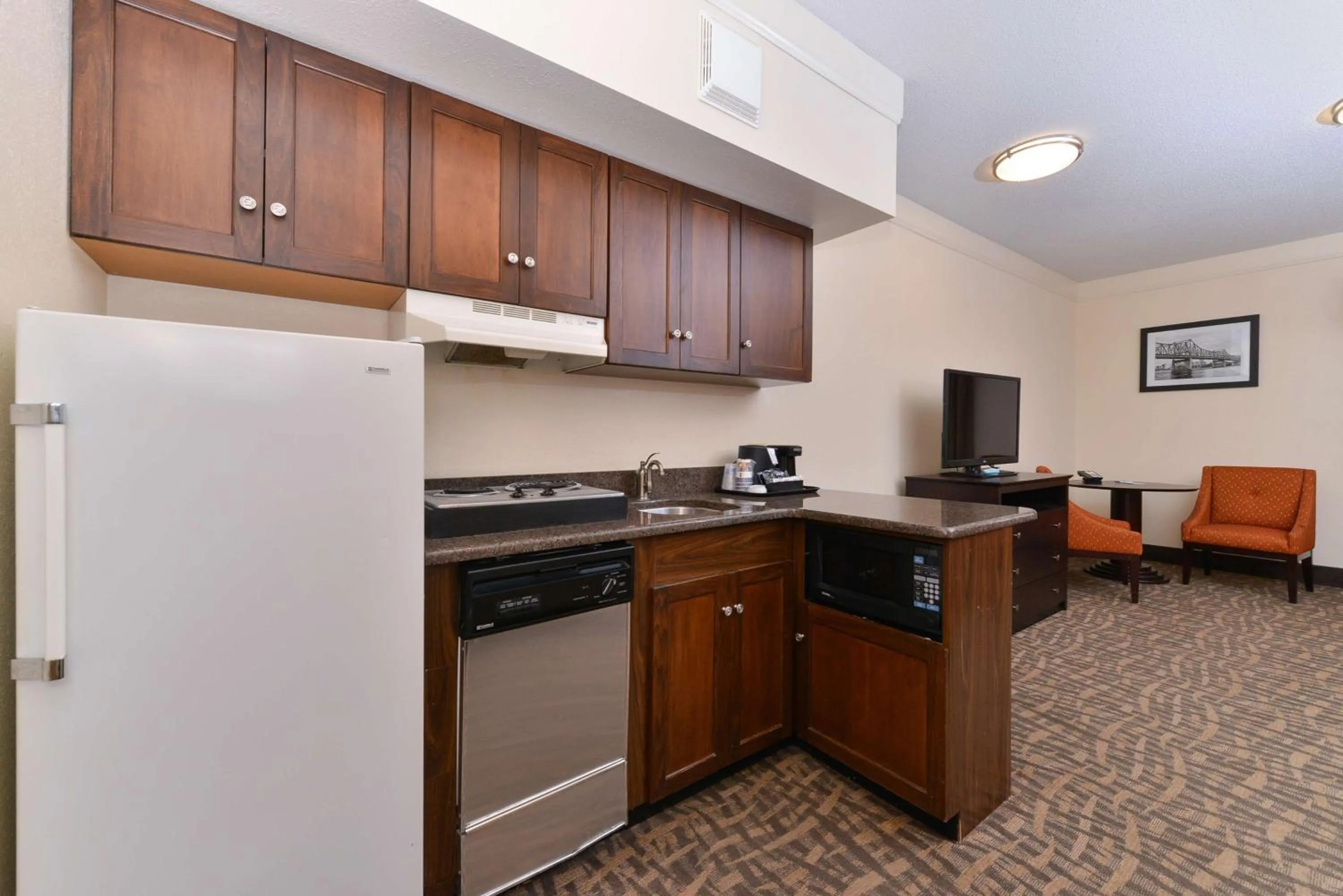 Kitchen or kitchenette in Best Western Plus Peoria