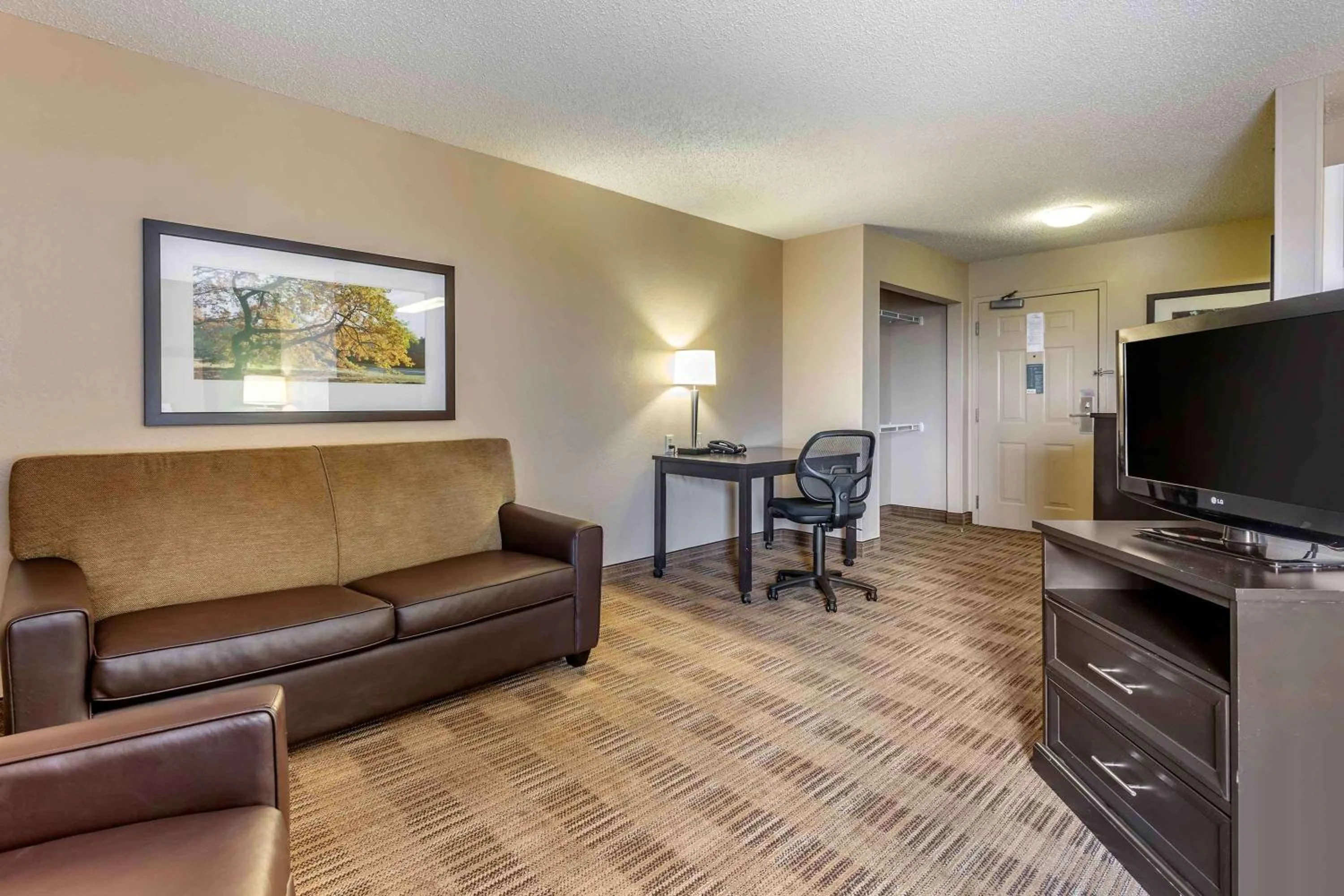 Bedroom in Extended Stay America Suites - Fort Worth - Fossil Creek