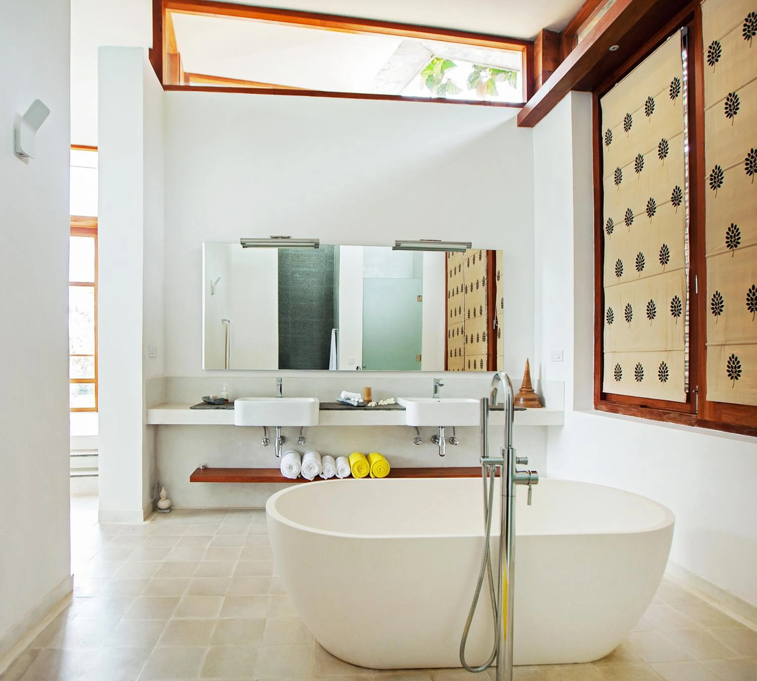 Bathroom in Tri Ahangama