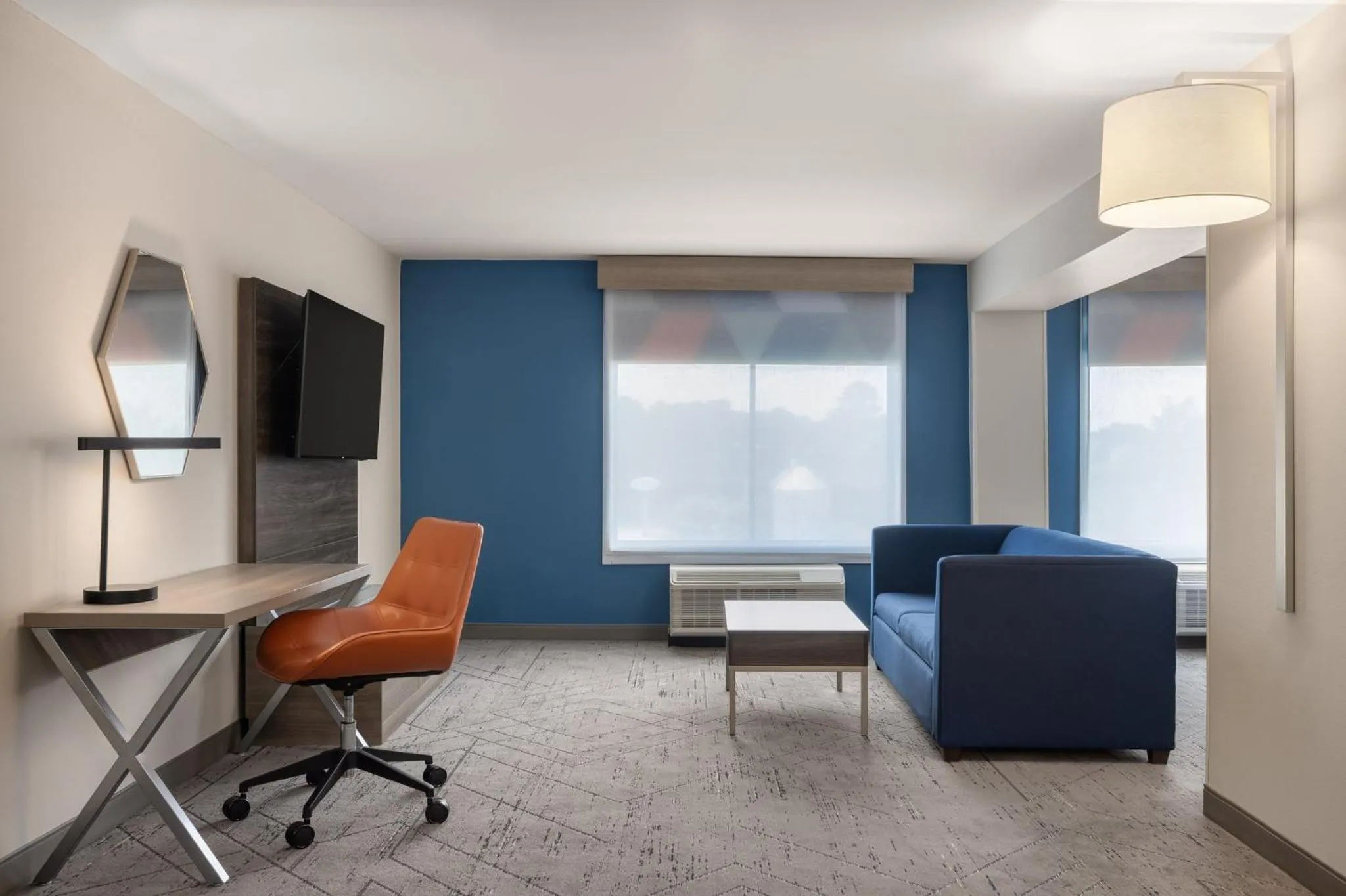 Photo of the whole room in Holiday Inn Express Fayetteville Fort Bragg by IHG