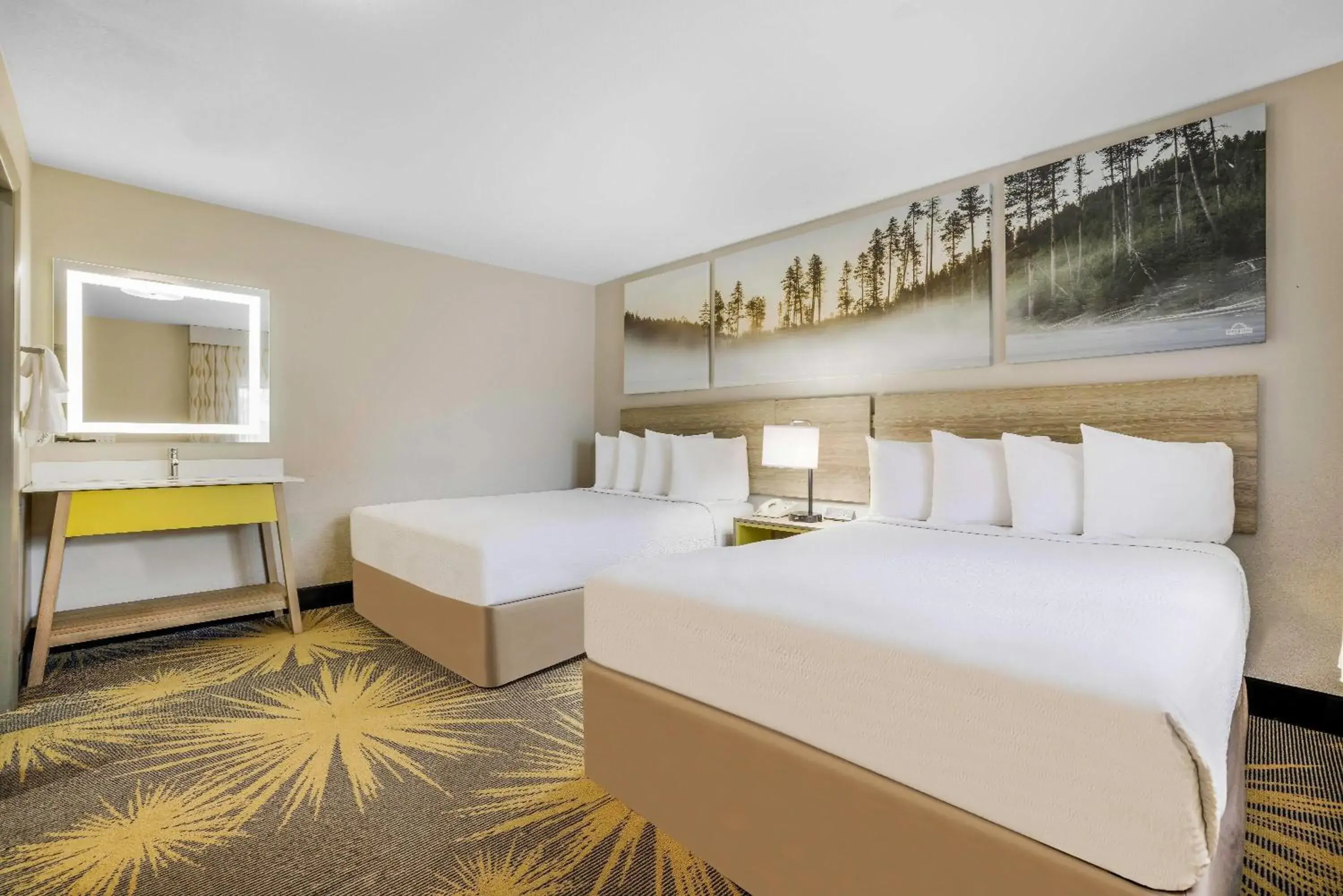 Queen Room with One Queen Bed and One Double Bed- Second floor/Non-Smoking in Days Inn by Wyndham Cortez Queen Room with One Queen Bed and One Double Bed- Second floor/Non-Smoking in Days Inn by Wyndham Cortez