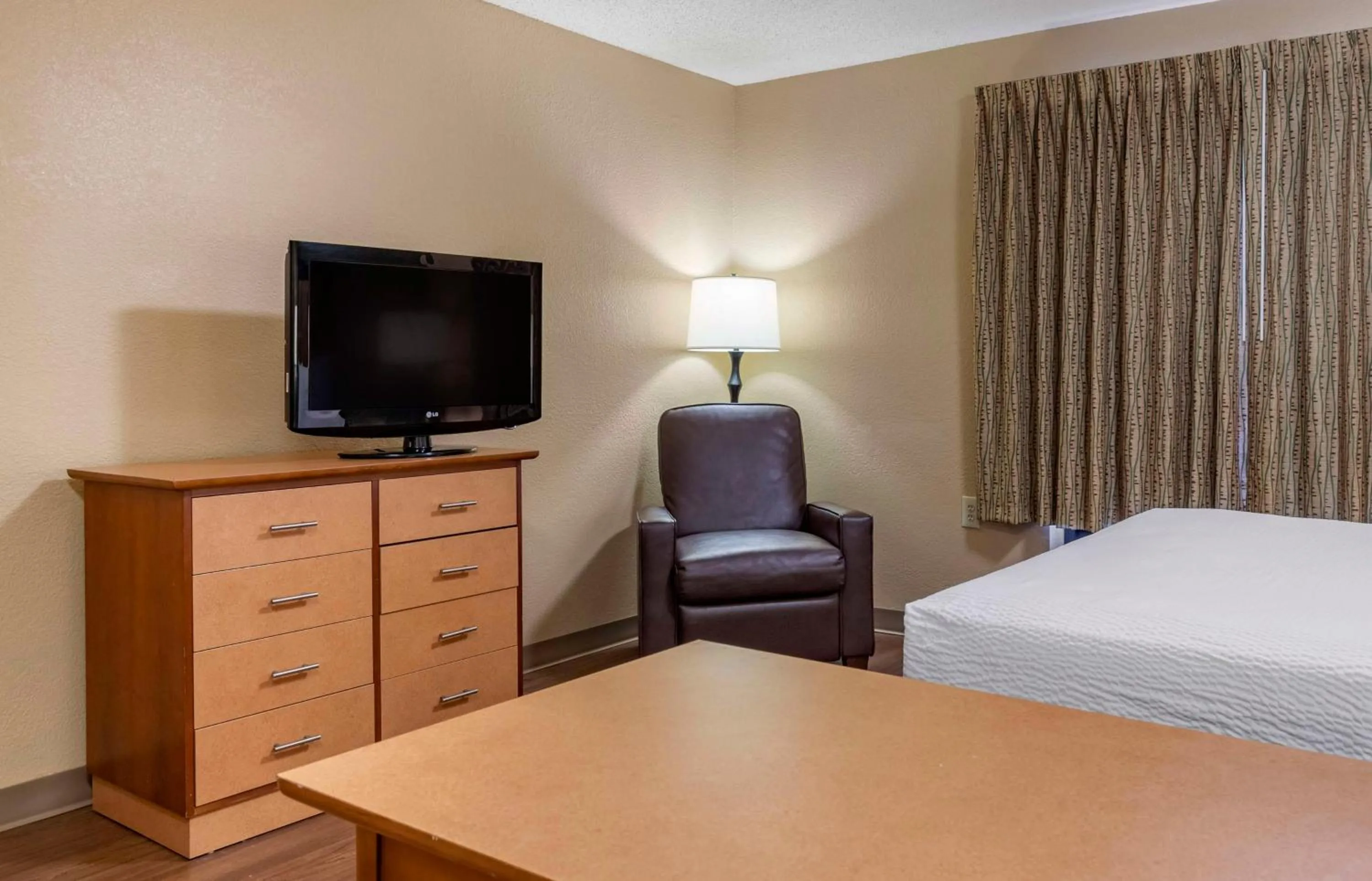 Bedroom, Bed in Extended Stay America Suites - San Antonio - Colonnade - Medical