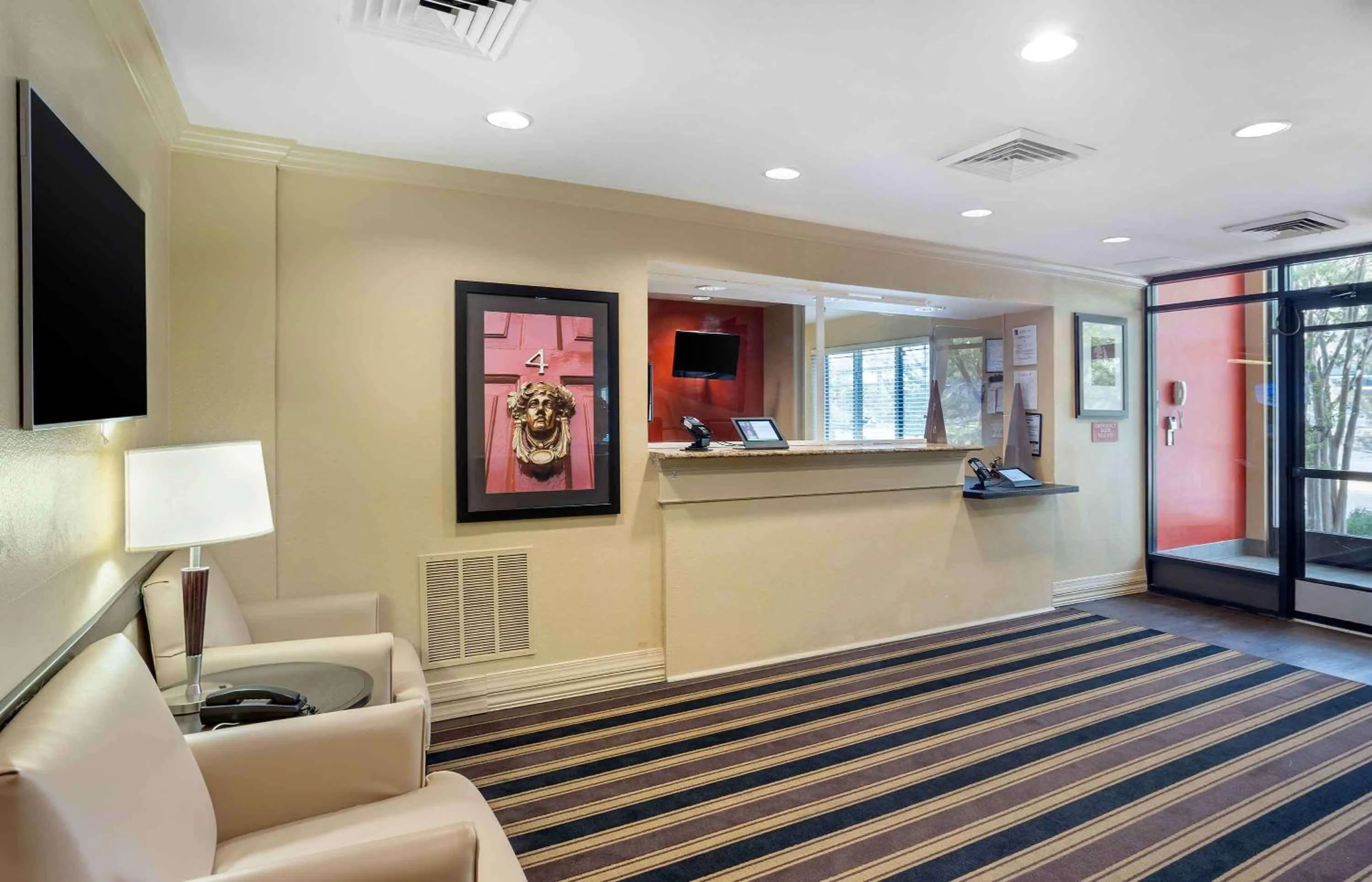 Lobby or reception in Extended Stay America Suites - Philadelphia - Mt Laurel - Pacilli Place