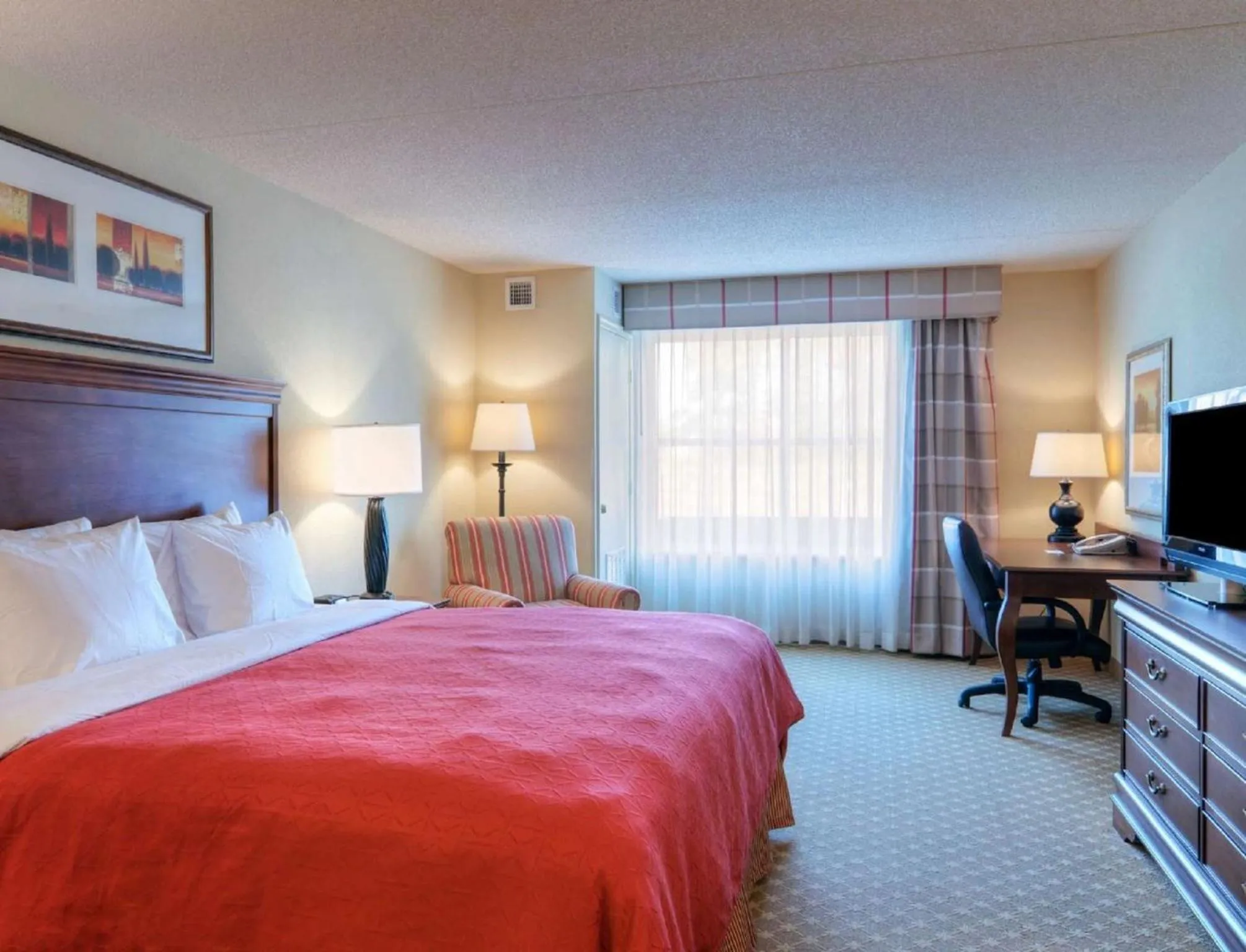 Photo of the whole room, Bed in Country Inn & Suites by Radisson, Fredericksburg, VA