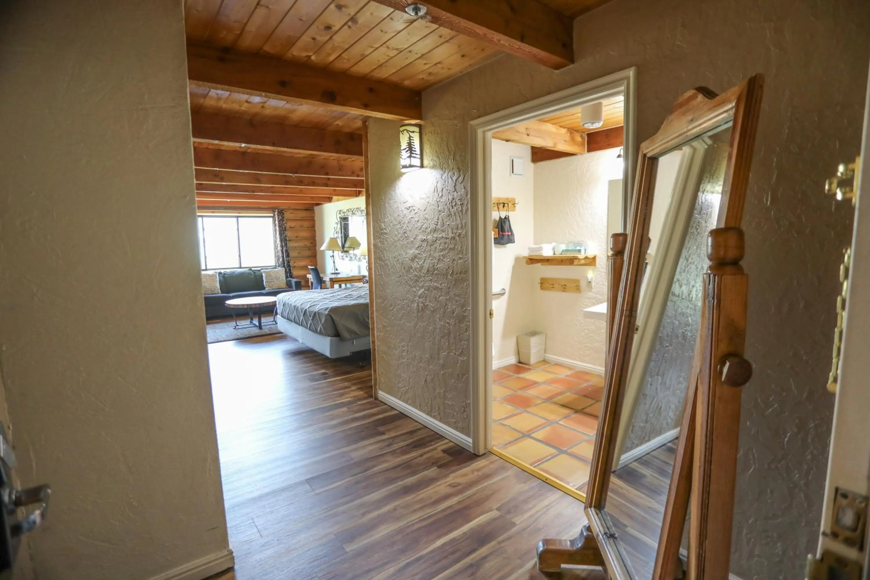 Bed in The Boulder Creek Lodge