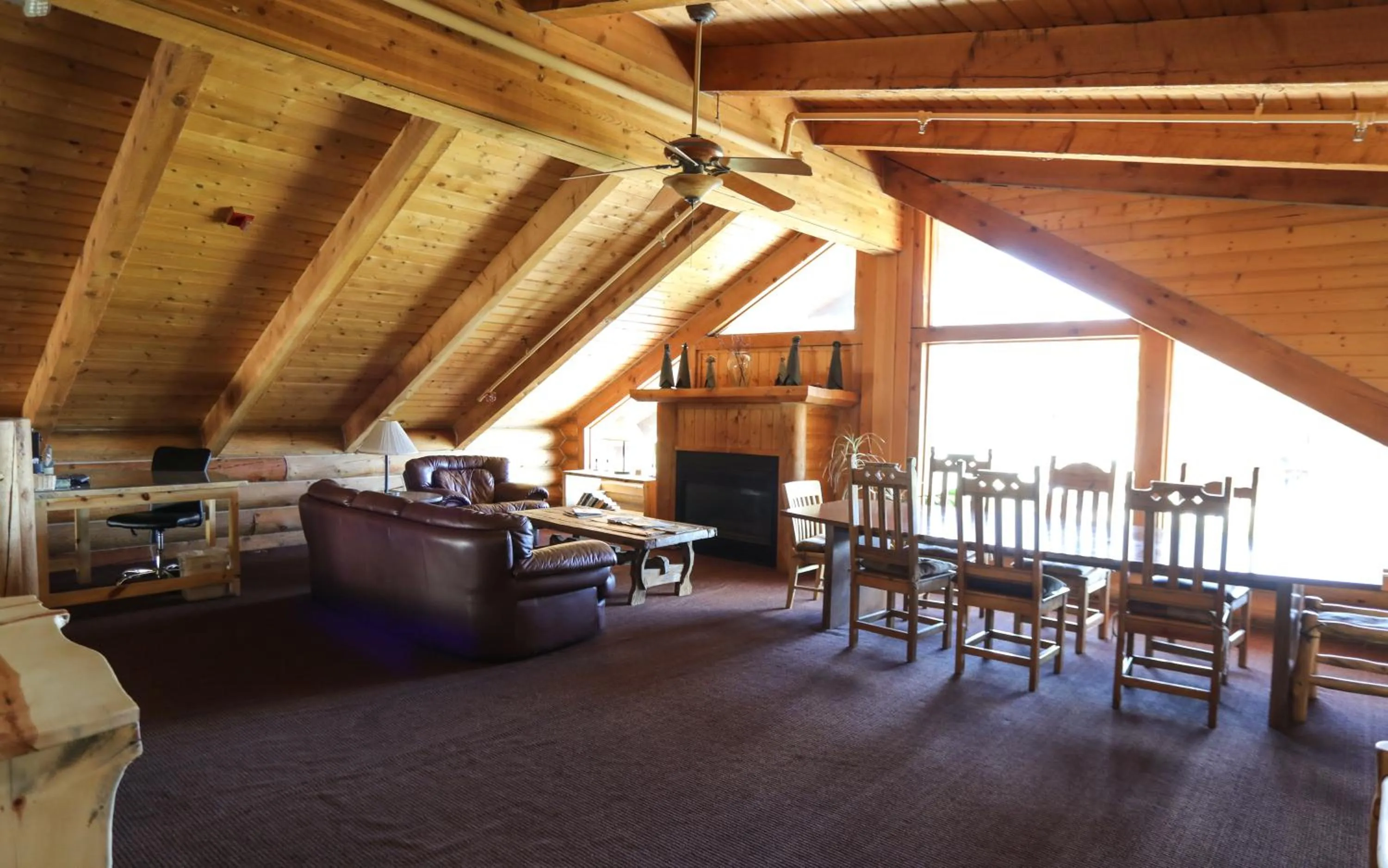 The Boulder Creek Lodge