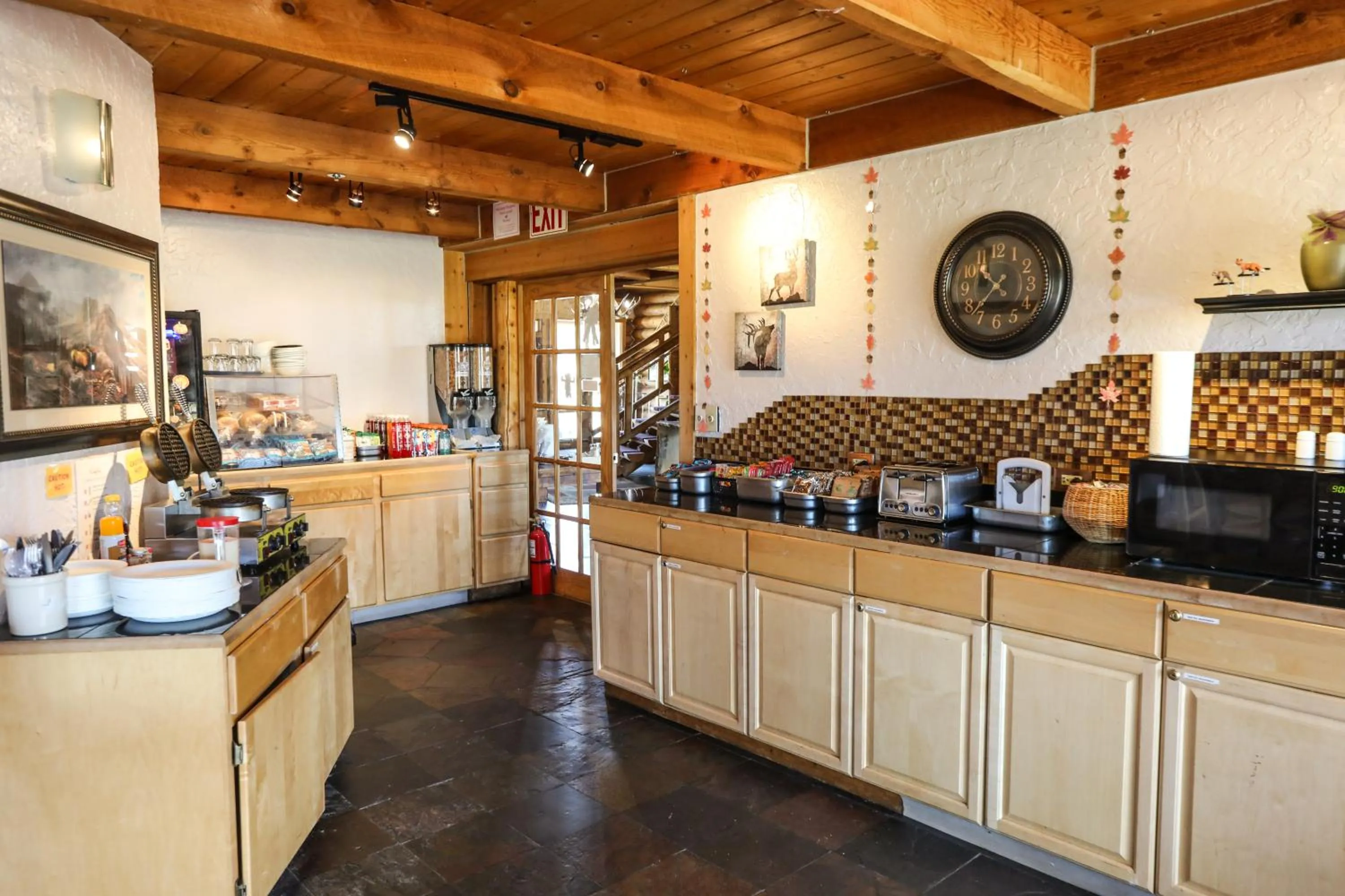 The Boulder Creek Lodge