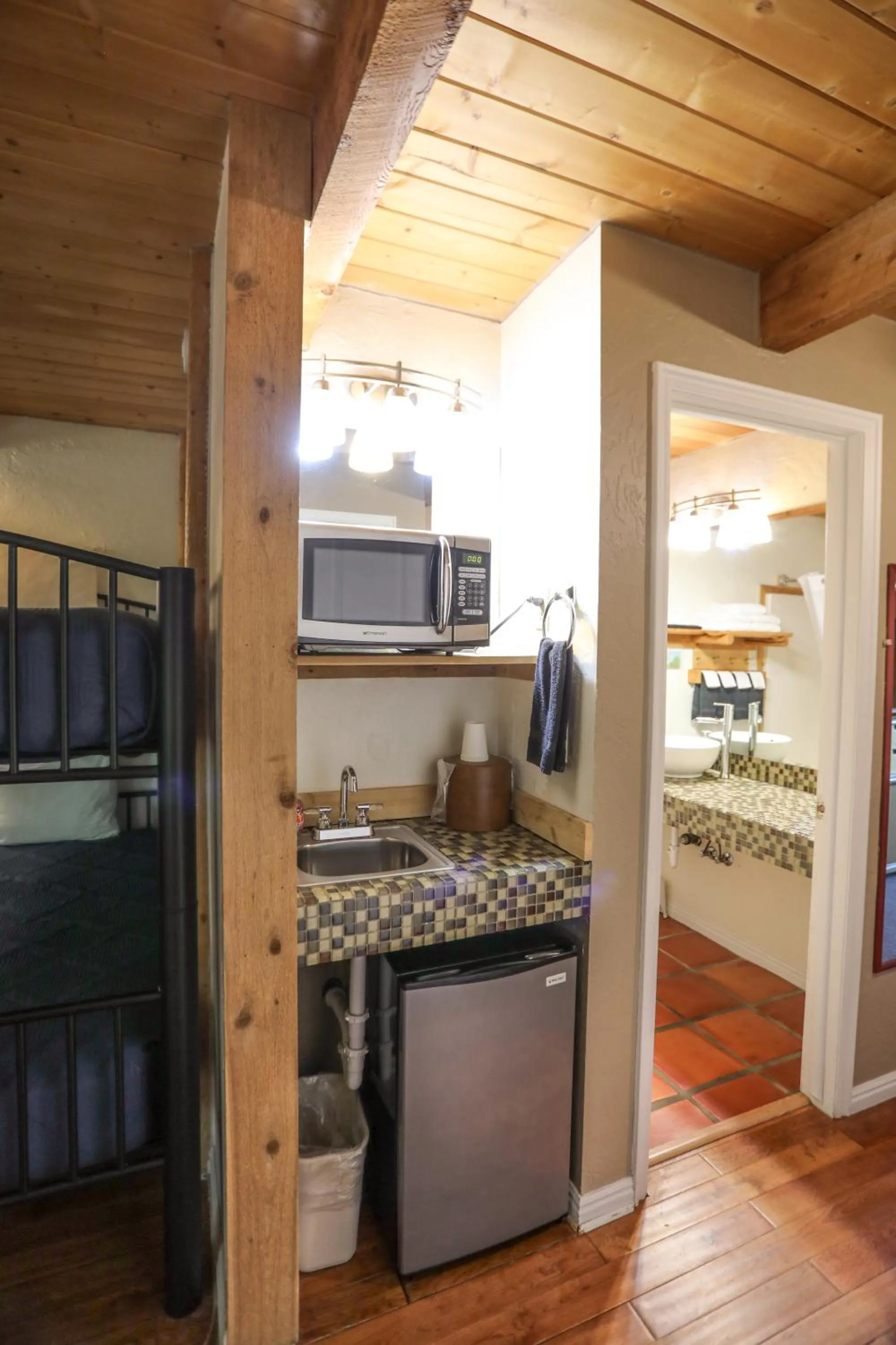 The Boulder Creek Lodge