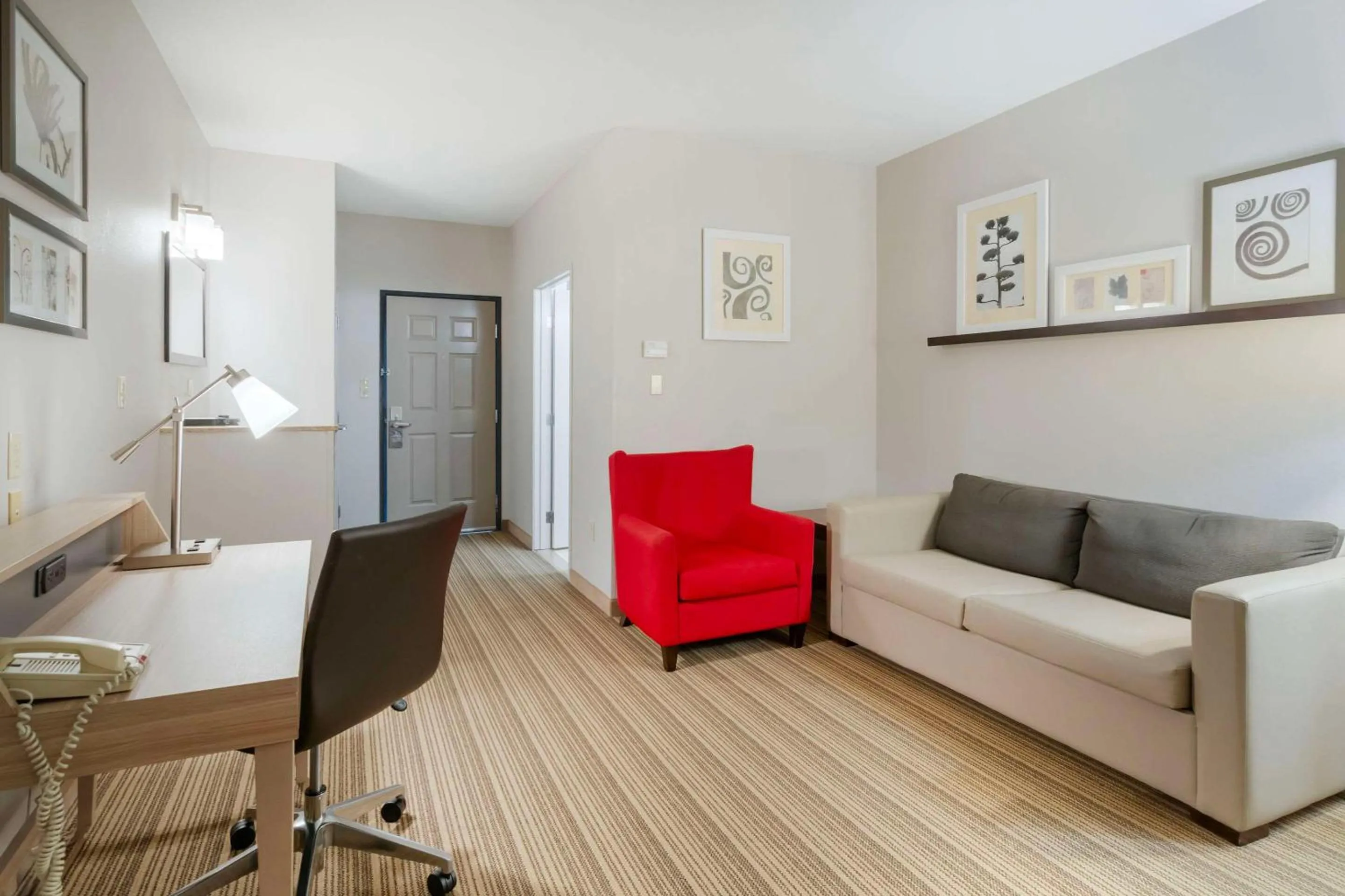 Bedroom in Country Inn & Suites by Radisson, Columbia, MO