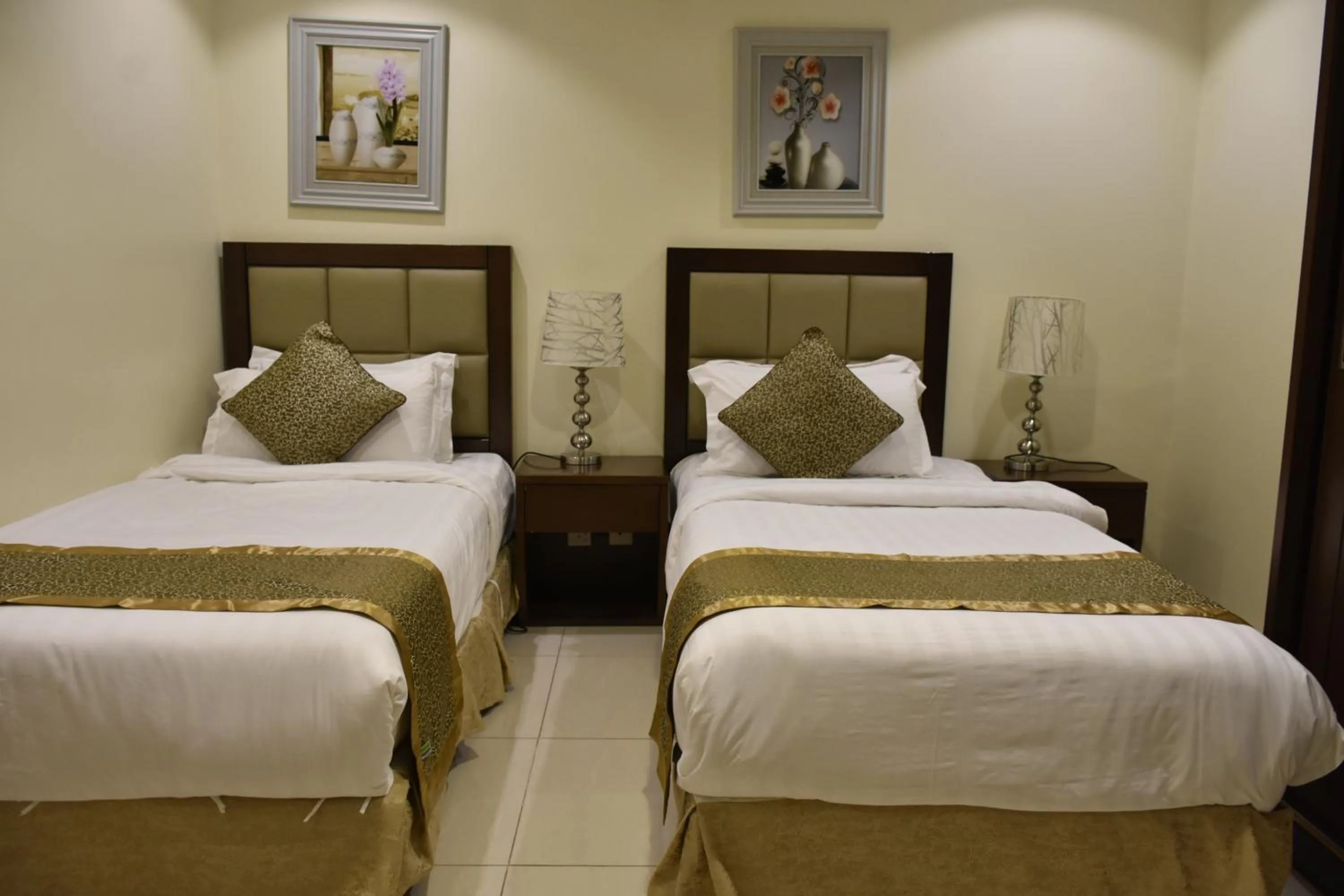 Bed in Al Jury Serviced Apartments