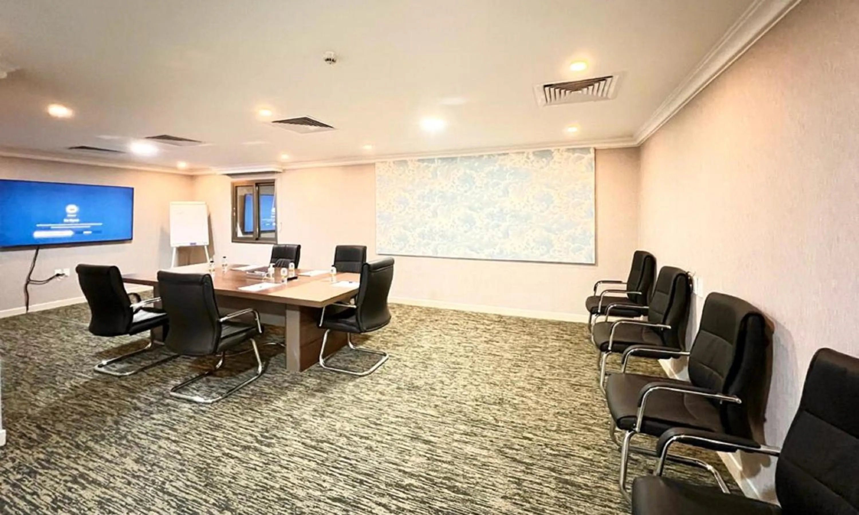 Meeting/conference room in Al Jury Serviced Apartments