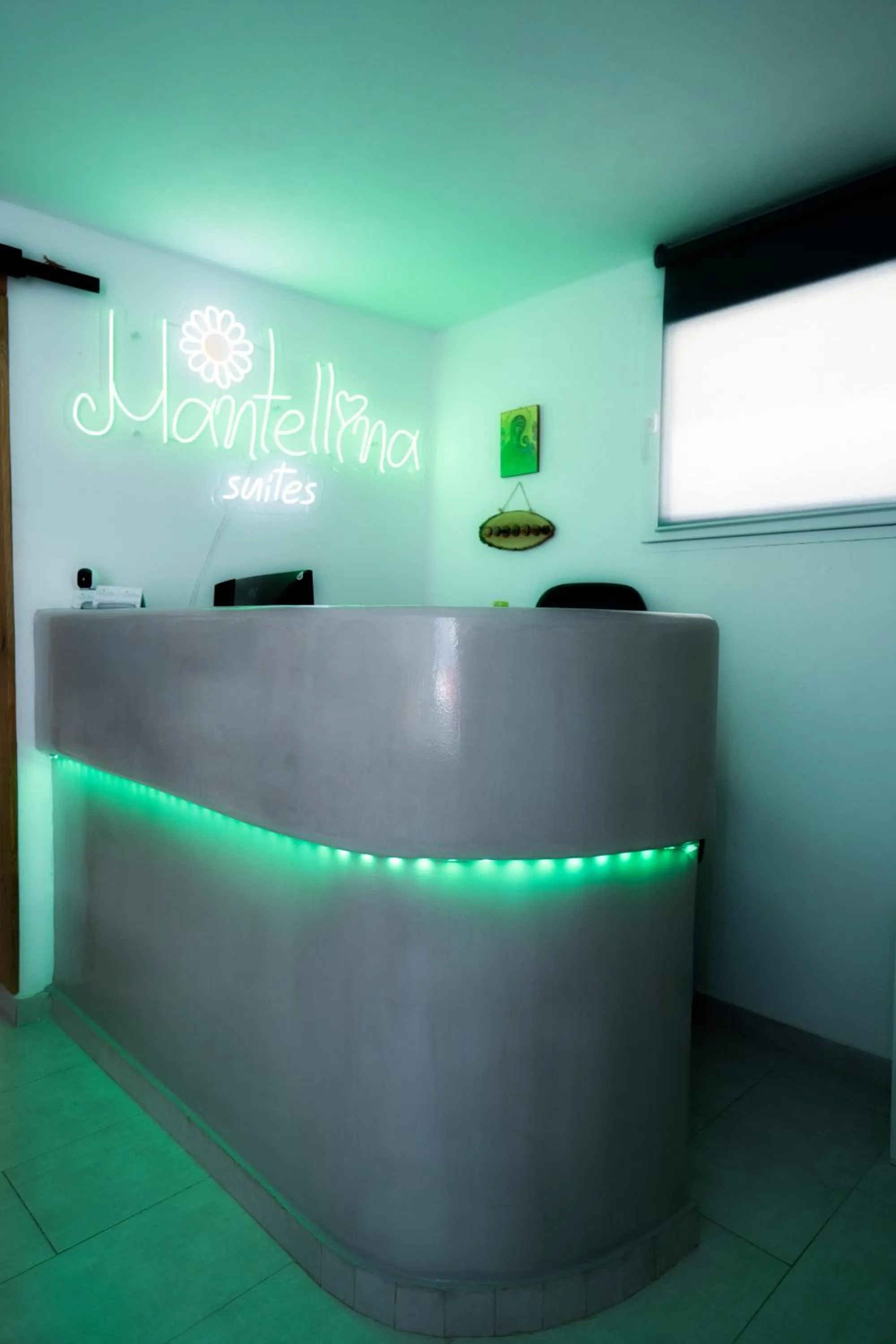 Mantellina Suites