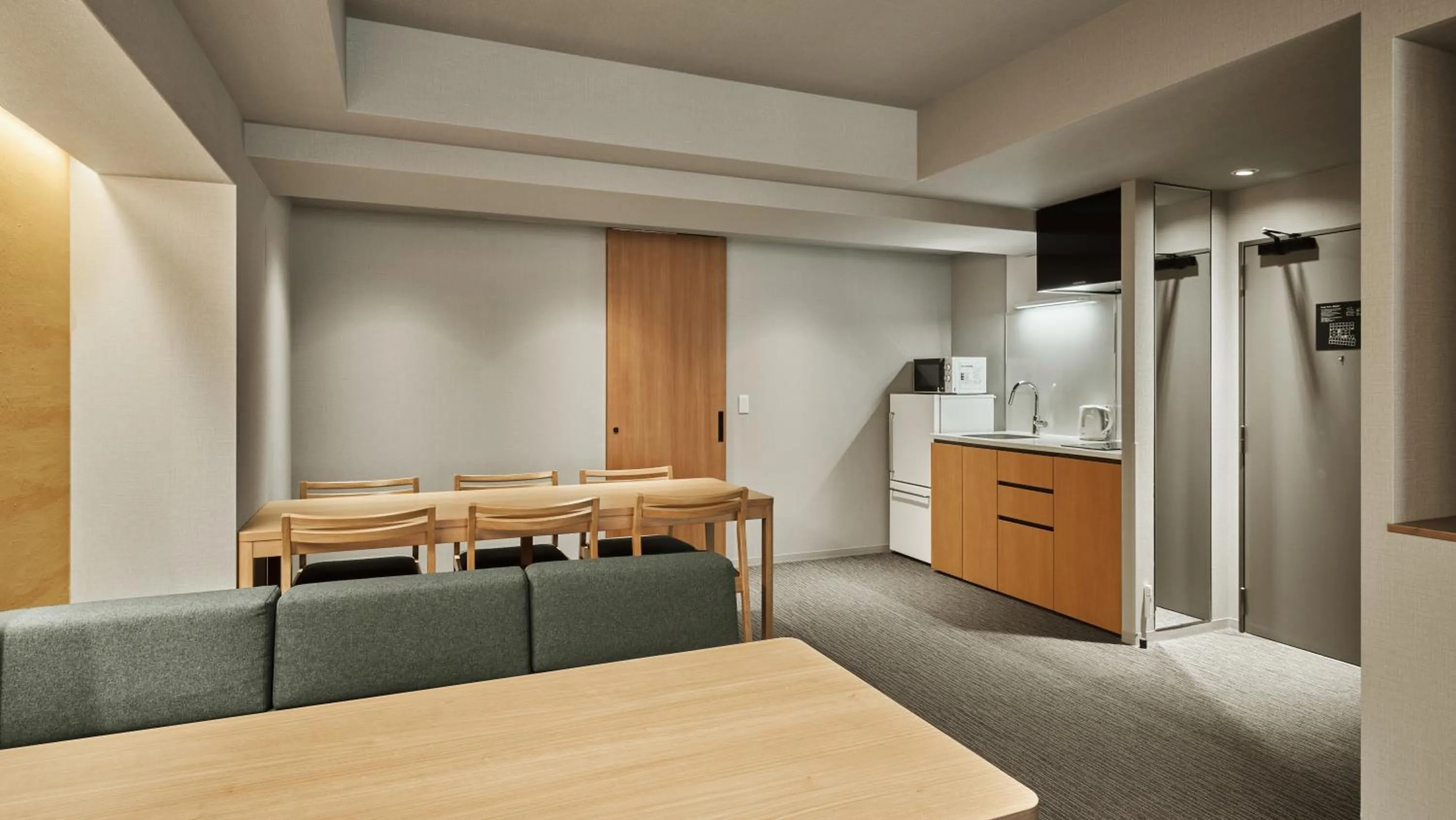 Photo of the whole room in MIMARU Kyoto Kawaramachi Gojo